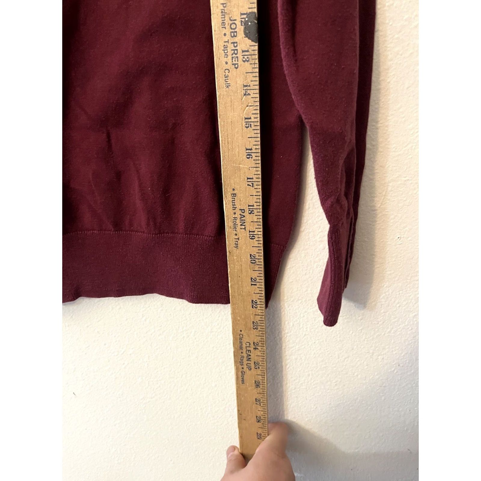 H&M H&M Basic V Neck Pullover Sweater Women's Size Small Maroon Long Sleeve Size S / US 4 / IT 40 - 4 Thumbnail