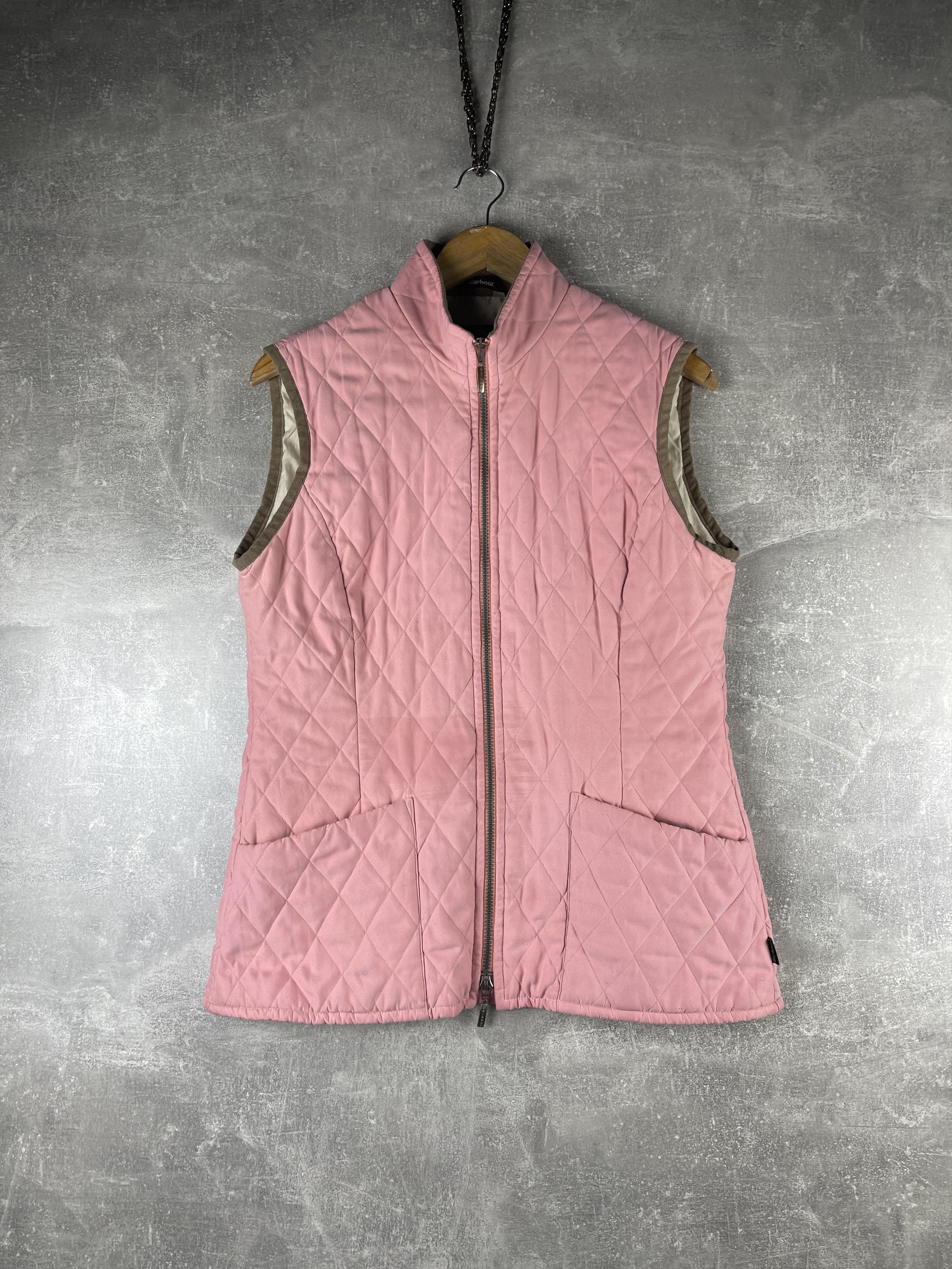 Barbour Vintage Barbour pink nylon puffer vest Size XS / US 0-2 / IT 36-38 - 1 Thumbnail