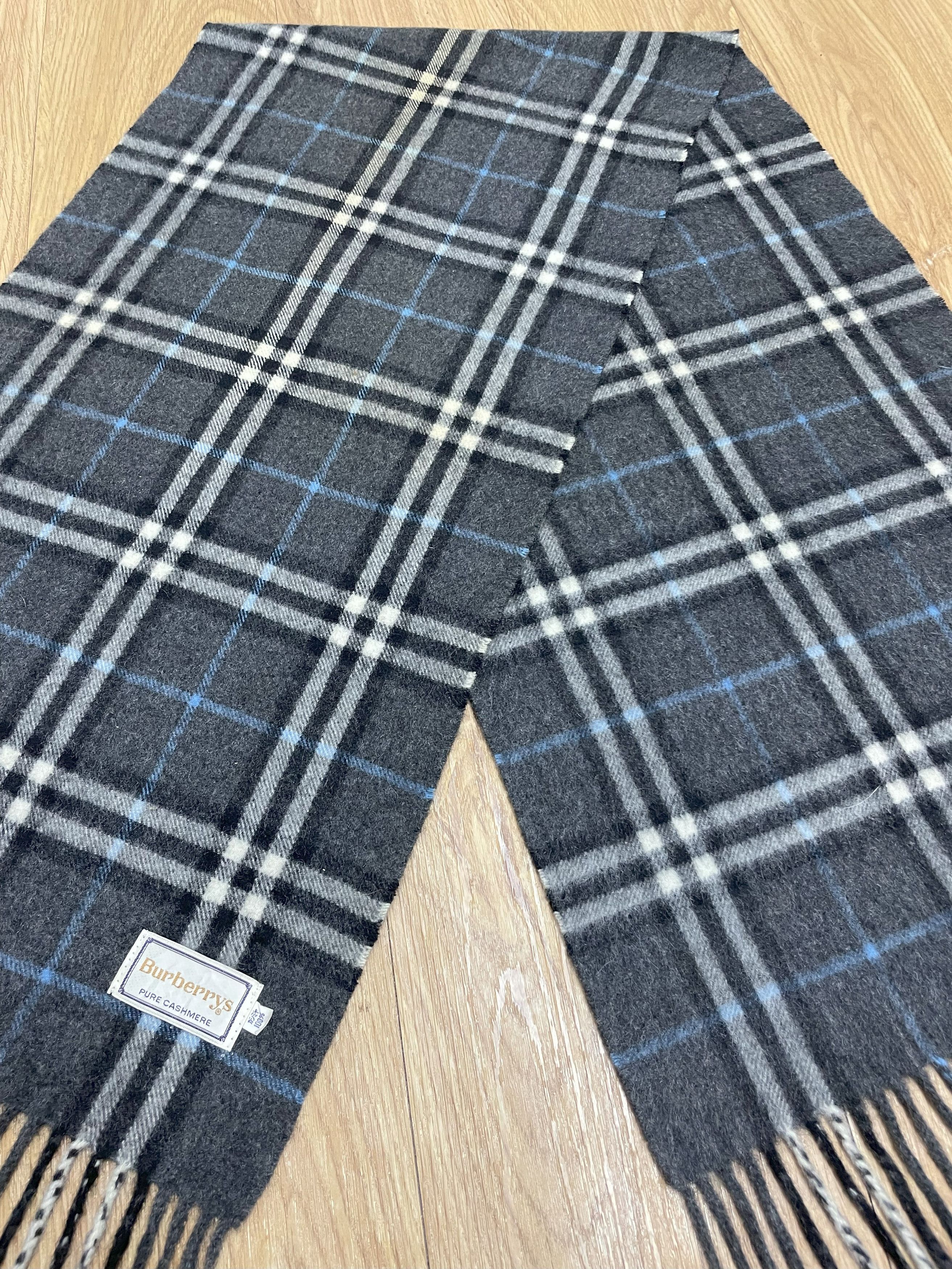 Burberry Burberry Scarf / Muffler - 6161 Size ONE SIZE - 5 Thumbnail