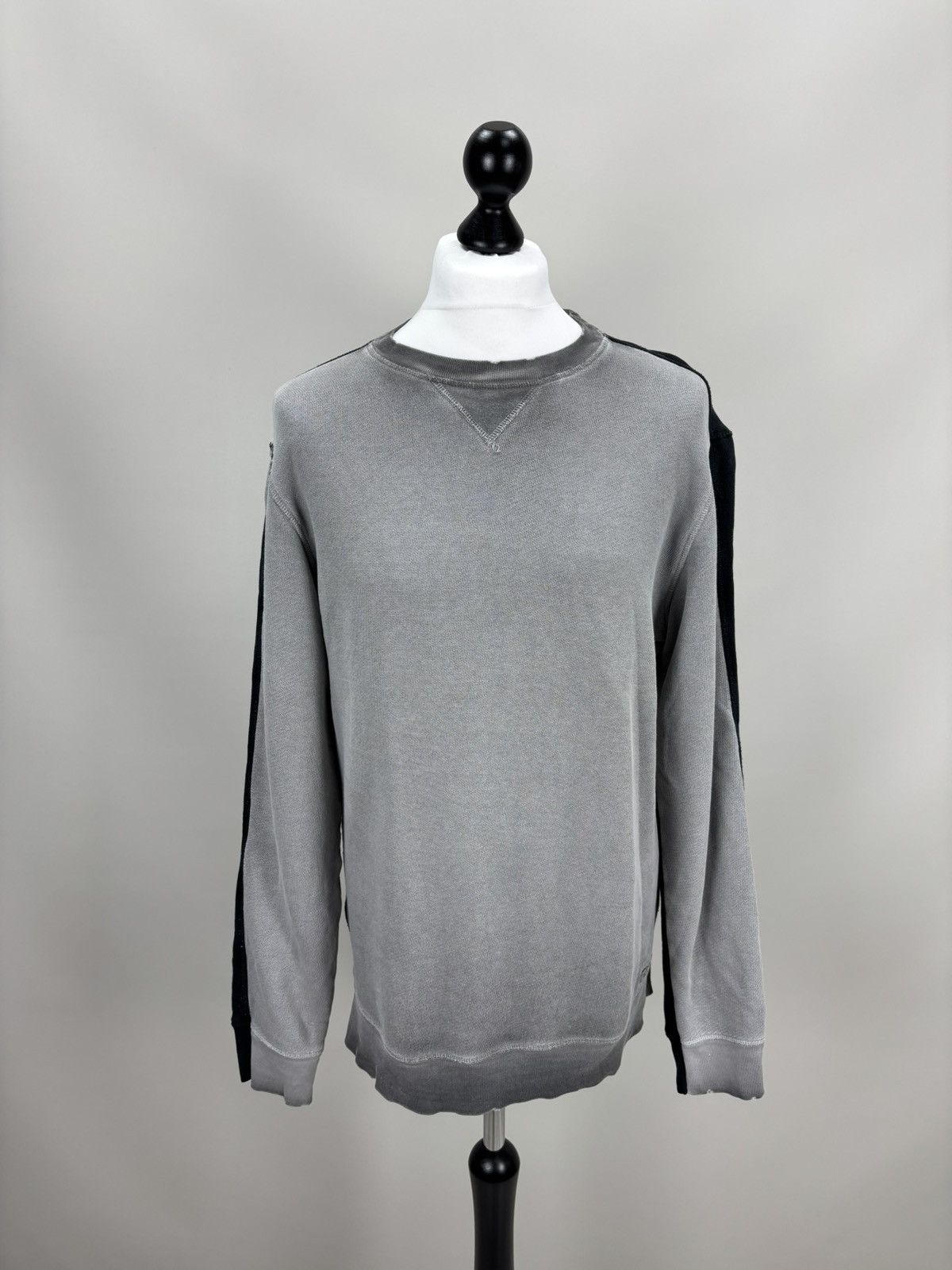 Diesel Mens sweatshirt Y2k Diesel Size L Color Gray Size US L / EU 52-54 / 3 - 1 Thumbnail