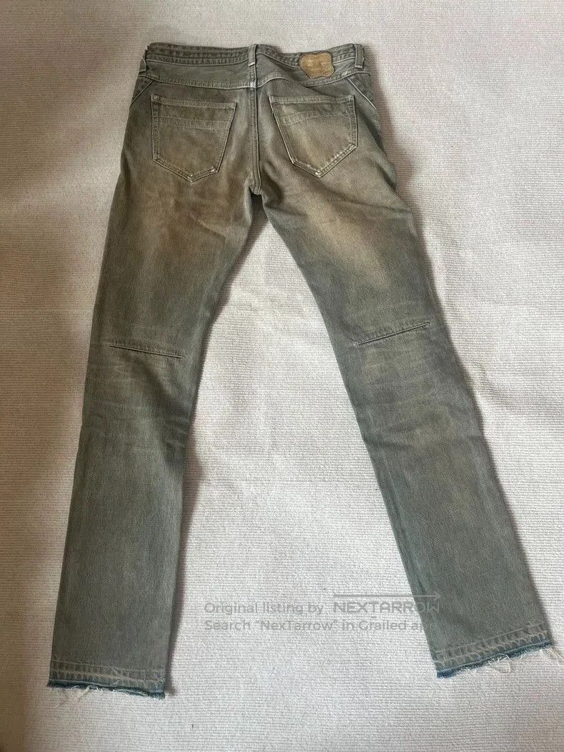 Number (N)ine Number (n)ine 07ss Distressed Denim Jeans. Size US 32 / EU 48 - 2 Thumbnail