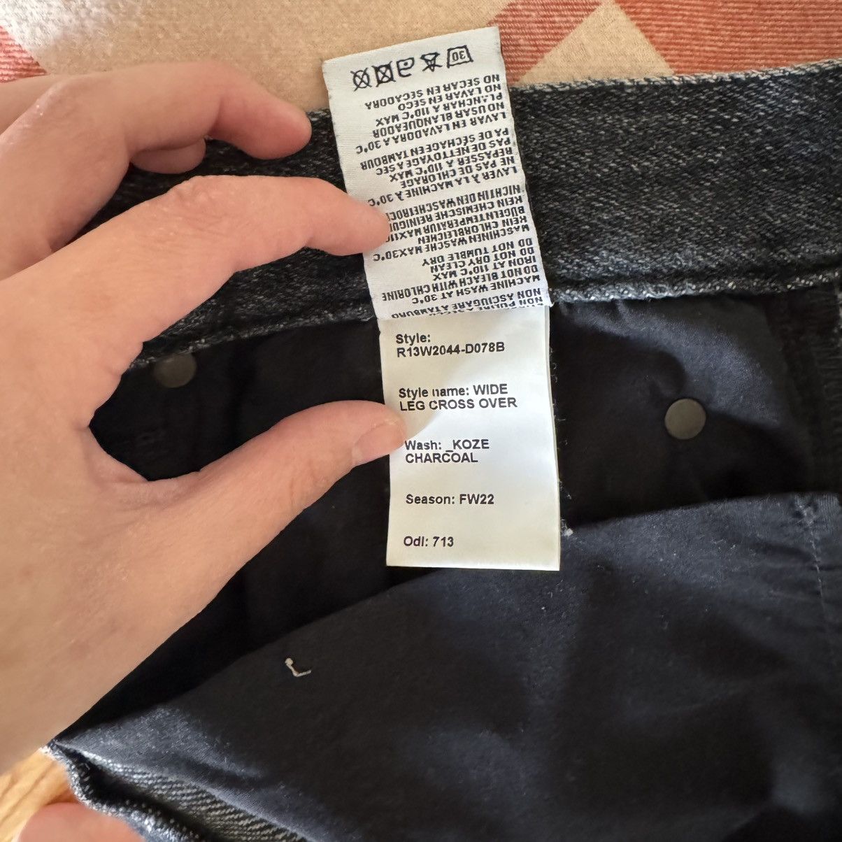 R13 R13 WIDE LEG CROSSOVER JEANS Size 26" / US 2 / IT 38 - 6 Thumbnail