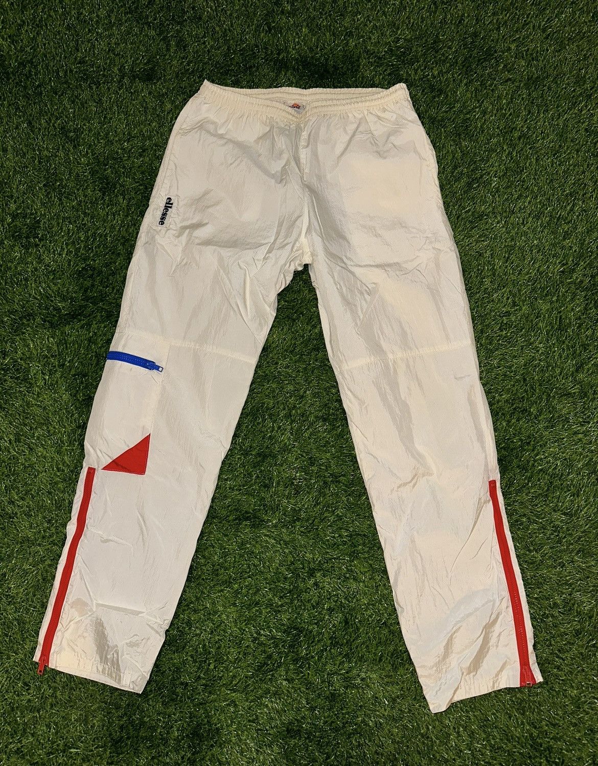 Ellesse Vintage Ellesse Track Pants Size Small Size US 32 / EU 48 - 1 Thumbnail