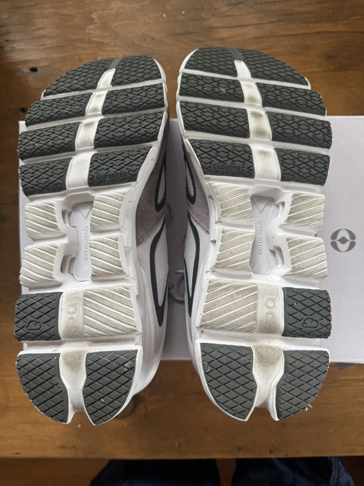 On On Cloud x FKA Twigs Size US 9.5 / EU 42-43 - 4 Thumbnail