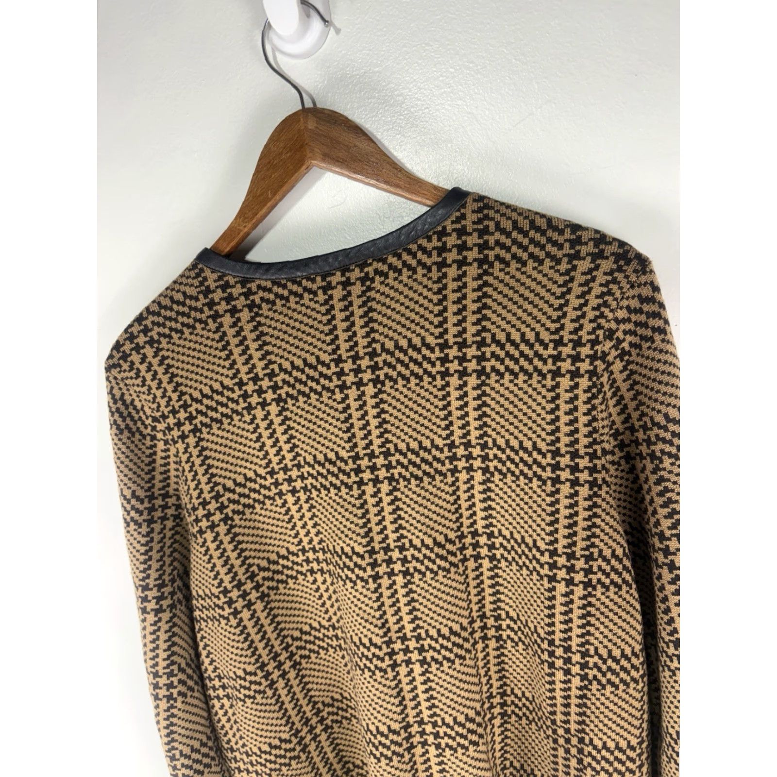 Pendleton Pendleton Women's Cardigan Sweater 100% Merino Wool Leather Buttons Fall Winter Spring Brown Tan XL Size XL / US 12-14 / IT 48-50 - 5 Thumbnail
