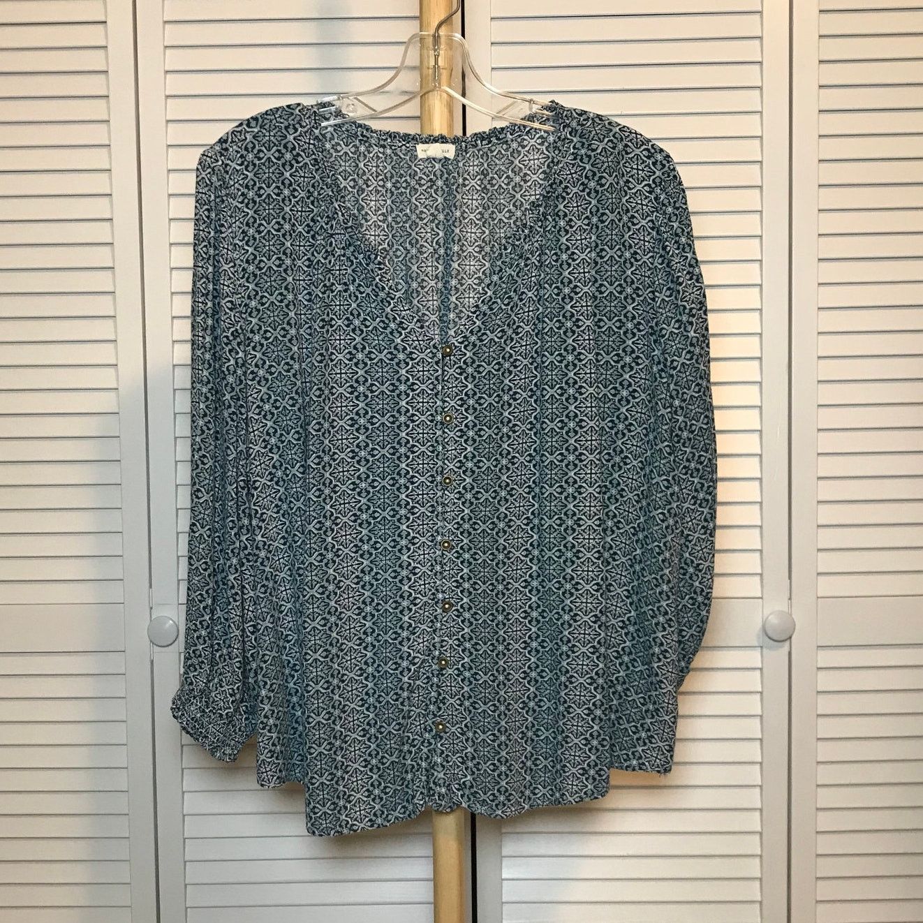 Other Mason & Belle Geometric V-neck Long Sleeve Blouse 1X Size XL / US 12-14 / IT 48-50 - 1 Thumbnail
