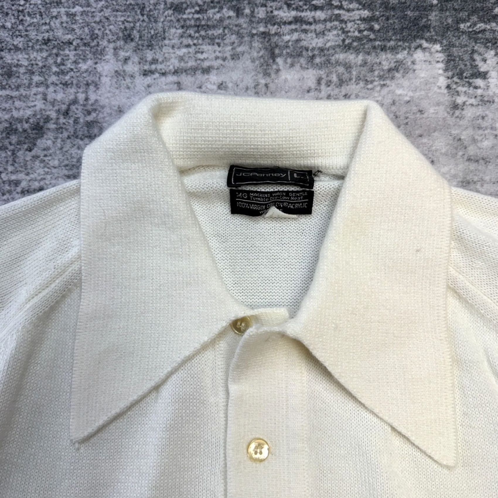 Vintage VINTAGE J. C. Penney Knit Polo Shirt Men LT Large Ivory Cream 70s 80s Dagger Collar Polo Size US L / EU 52-54 / 3 - 7 Thumbnail