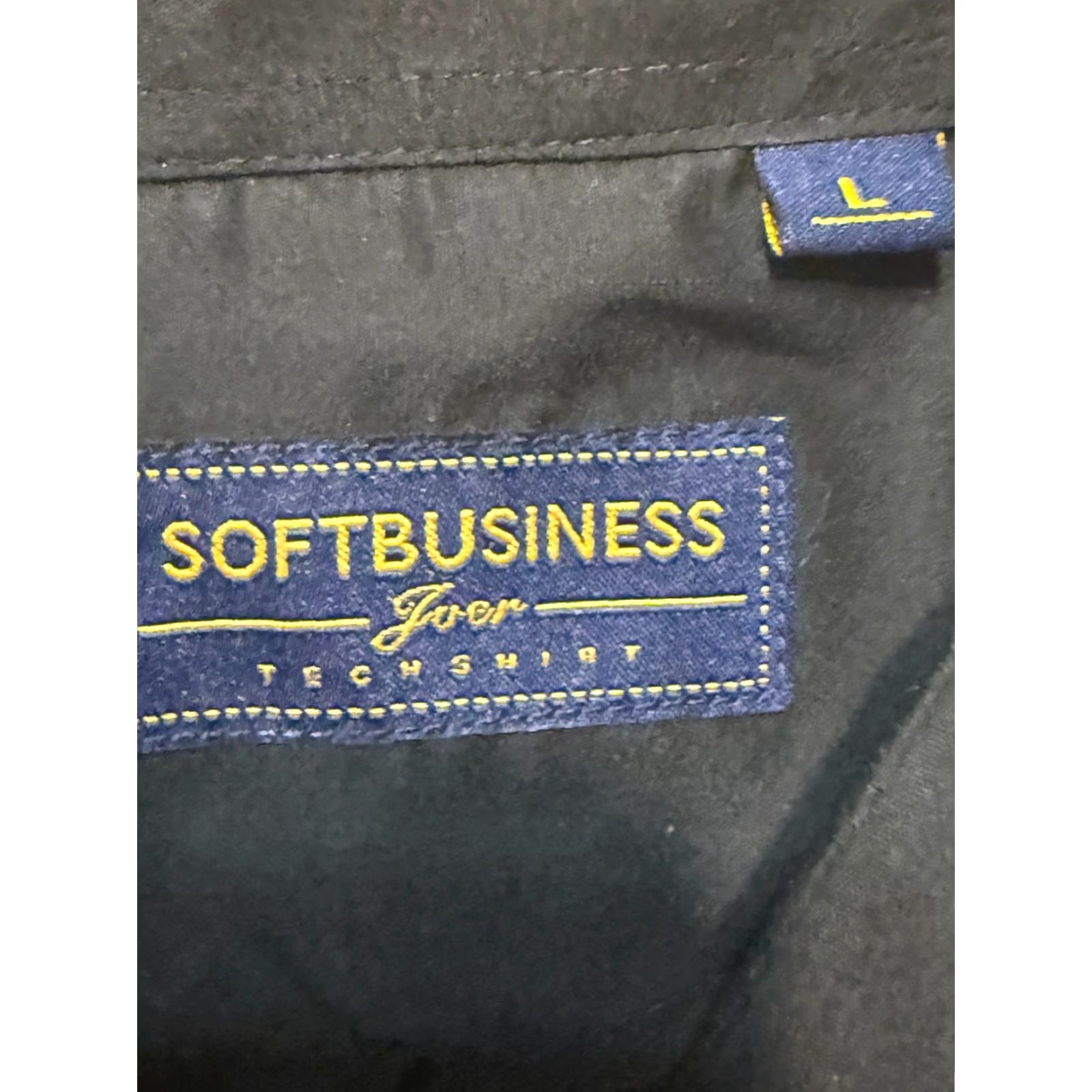 Vintage Soft Business Shirt Men’s Size Large Black Long Sleeve Button-Up Shirt Size US L / EU 52-54 / 3 - 5 Thumbnail
