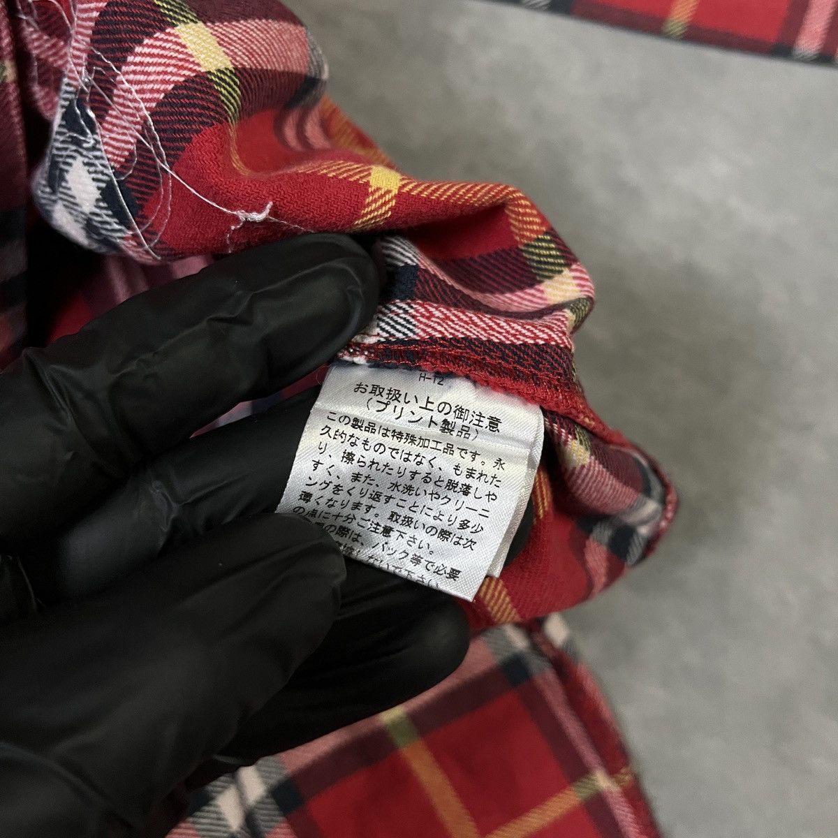 Japanese Brand 2000s Buzz Spunky Japanese Archive Patch Plaid Shirt Size US M / EU 48-50 / 2 - 6 Thumbnail