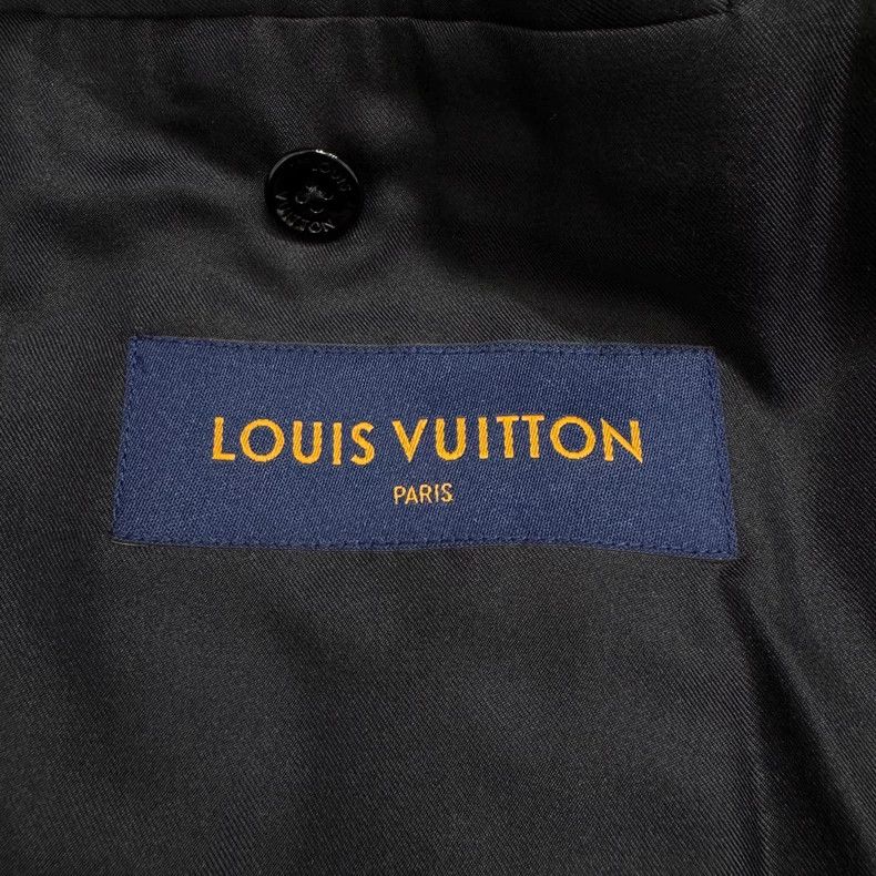 Louis Vuitton louis vuitton Wool suit with metal airplane button suit 25 Size 46R - 6 Thumbnail