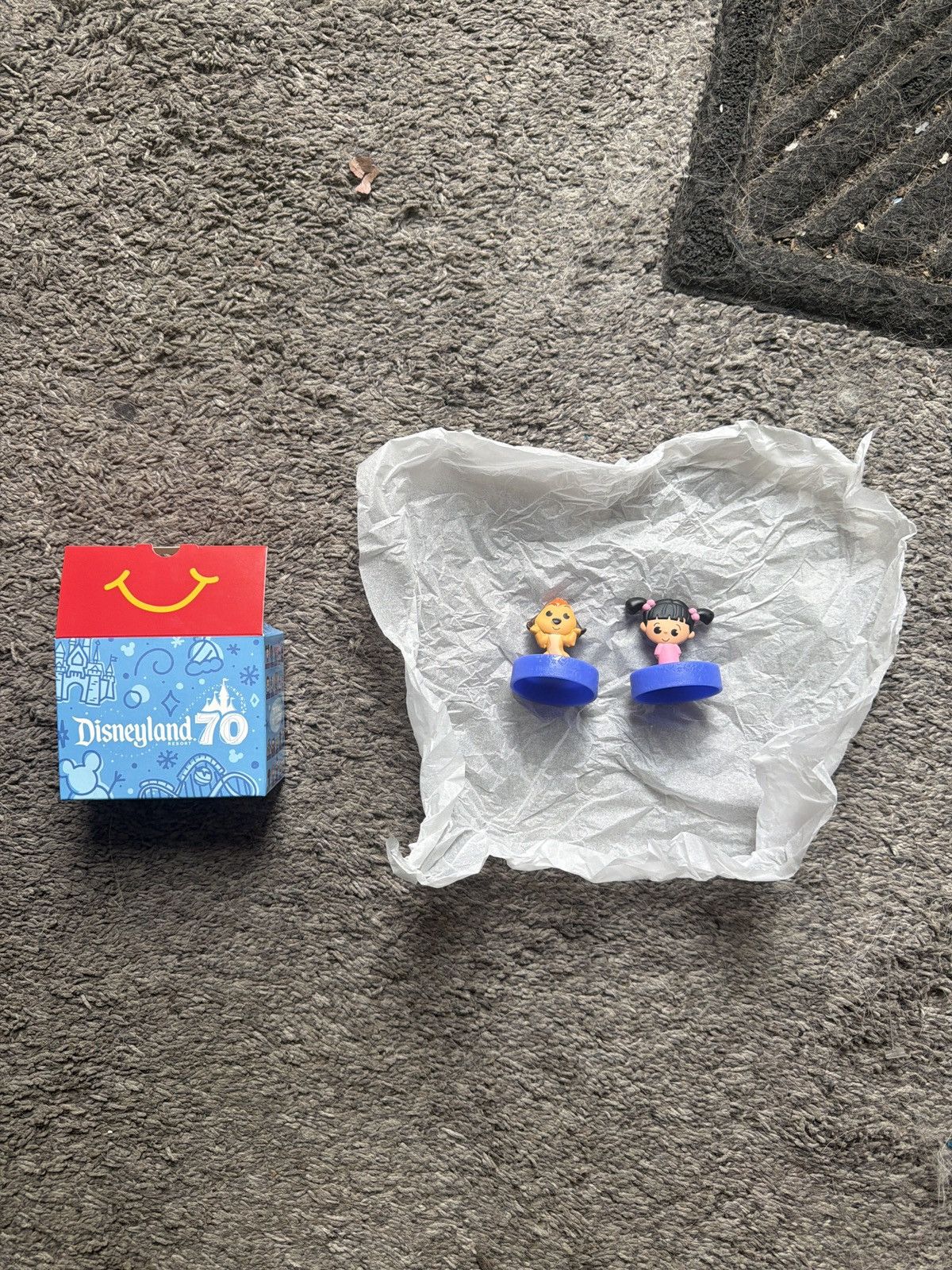 Disney 2025 McDonald’s Disneyland Resort Figures Size ONE SIZE - 1 Thumbnail