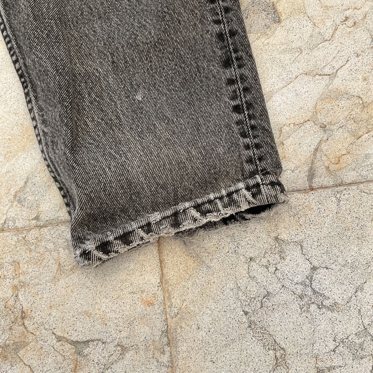 Levi's × Vintage Vintage Trashed Distressed 80s Levi's Made In USA 505 Pants Size US 34 / EU 50 - 3 Thumbnail