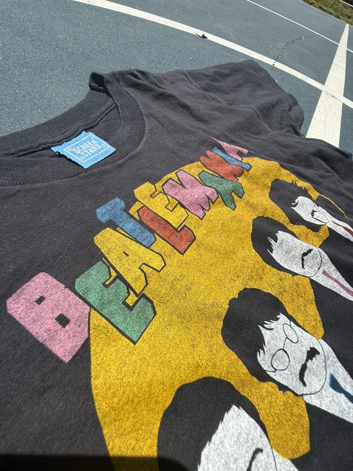 Vintage 1980s Beatles Beatlemania T-Shirt Size US M / EU 48-50 / 2 - 6 Thumbnail