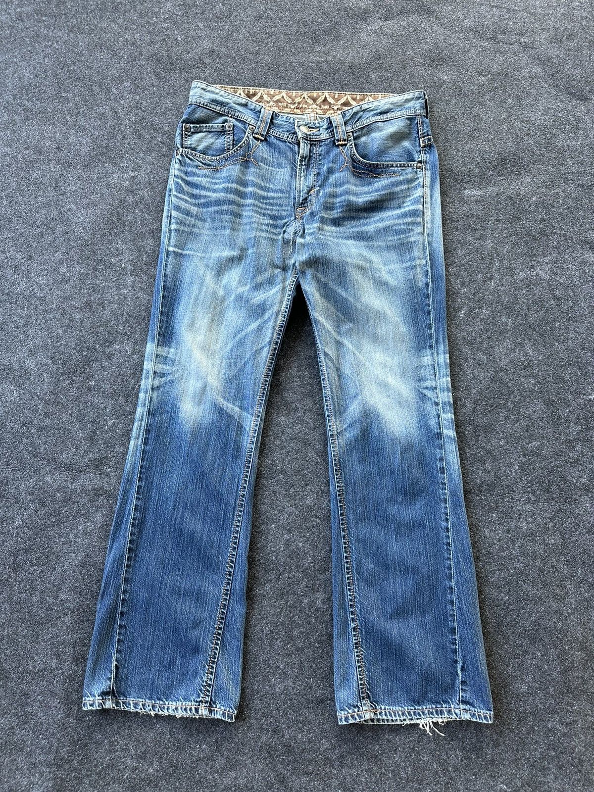 Edwin Edwin Ex Vintage Buffalo Head Flare Distressed Denim F98 Size US 34 / EU 50 - 1 Thumbnail