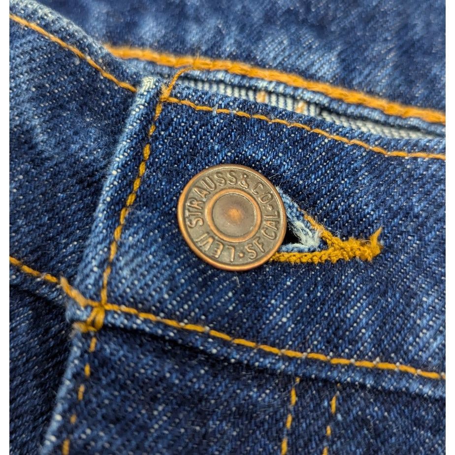 Levi's × Levi's Vintage Clothing × Vintage Vintage Levis 619 Made in Canada Orange Tab Blue Jeans Size US 37 - 4 Thumbnail