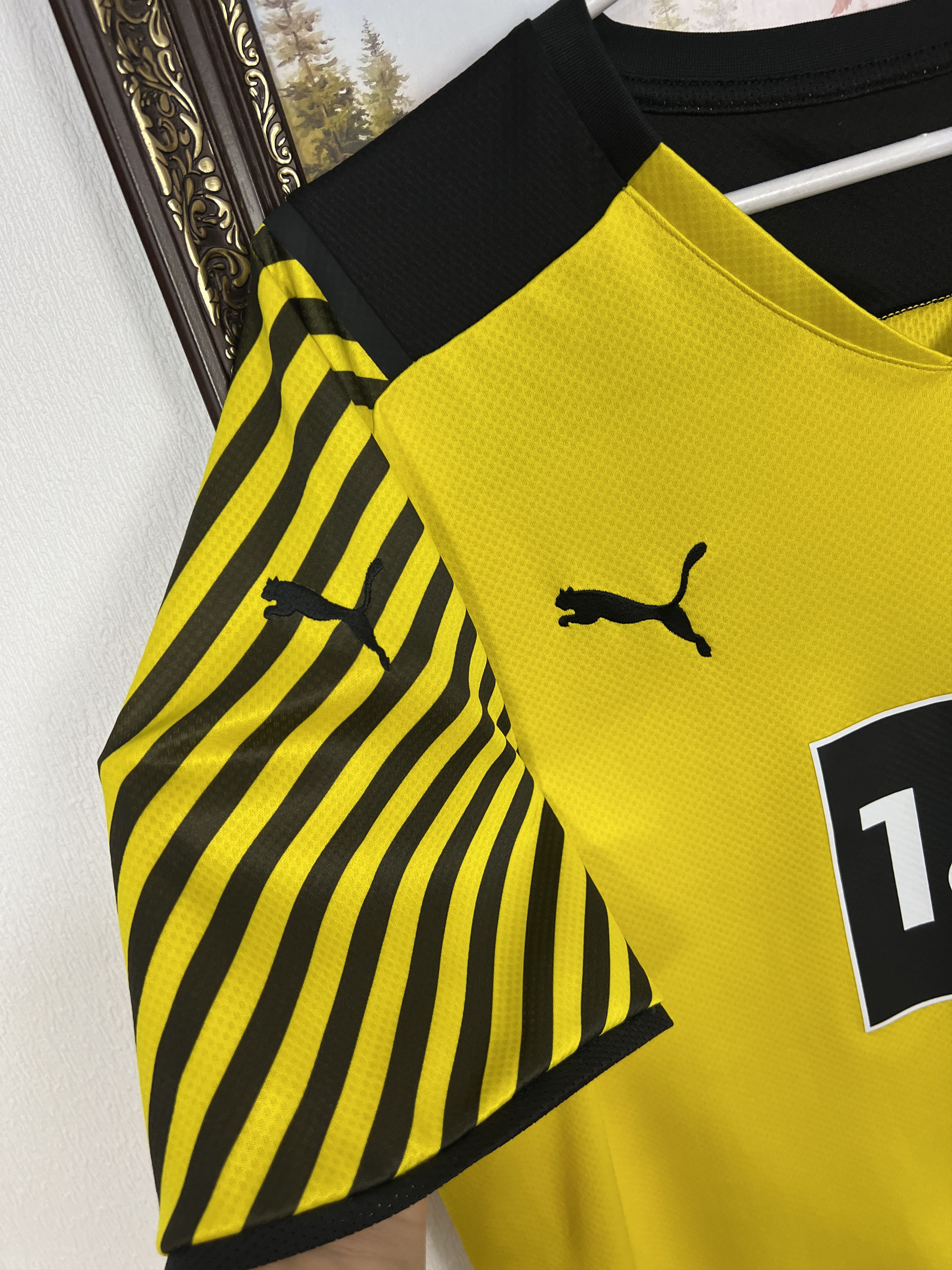 Puma Borussia Dortmund Home football shirt 2021 Soccer Puma Size US XL / EU 56 / 4 - 5 Thumbnail