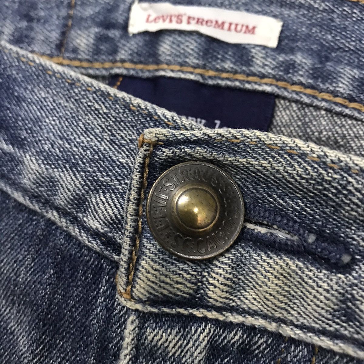 Levi's Vintage Clothing Vintage Levis Lot 613 Skinny Leg Distressed Denim Jeans Size US 29 - 11 Thumbnail