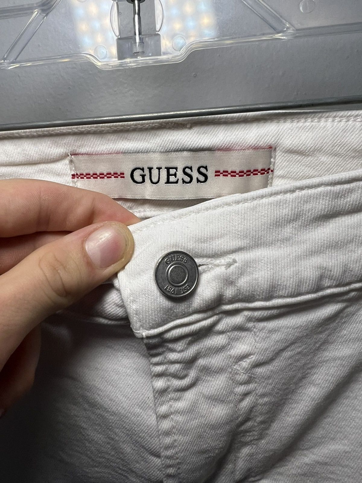 Guess Vintage Guess Jean USA patched distressed white skinny jeans Size US 33 - 10 Thumbnail