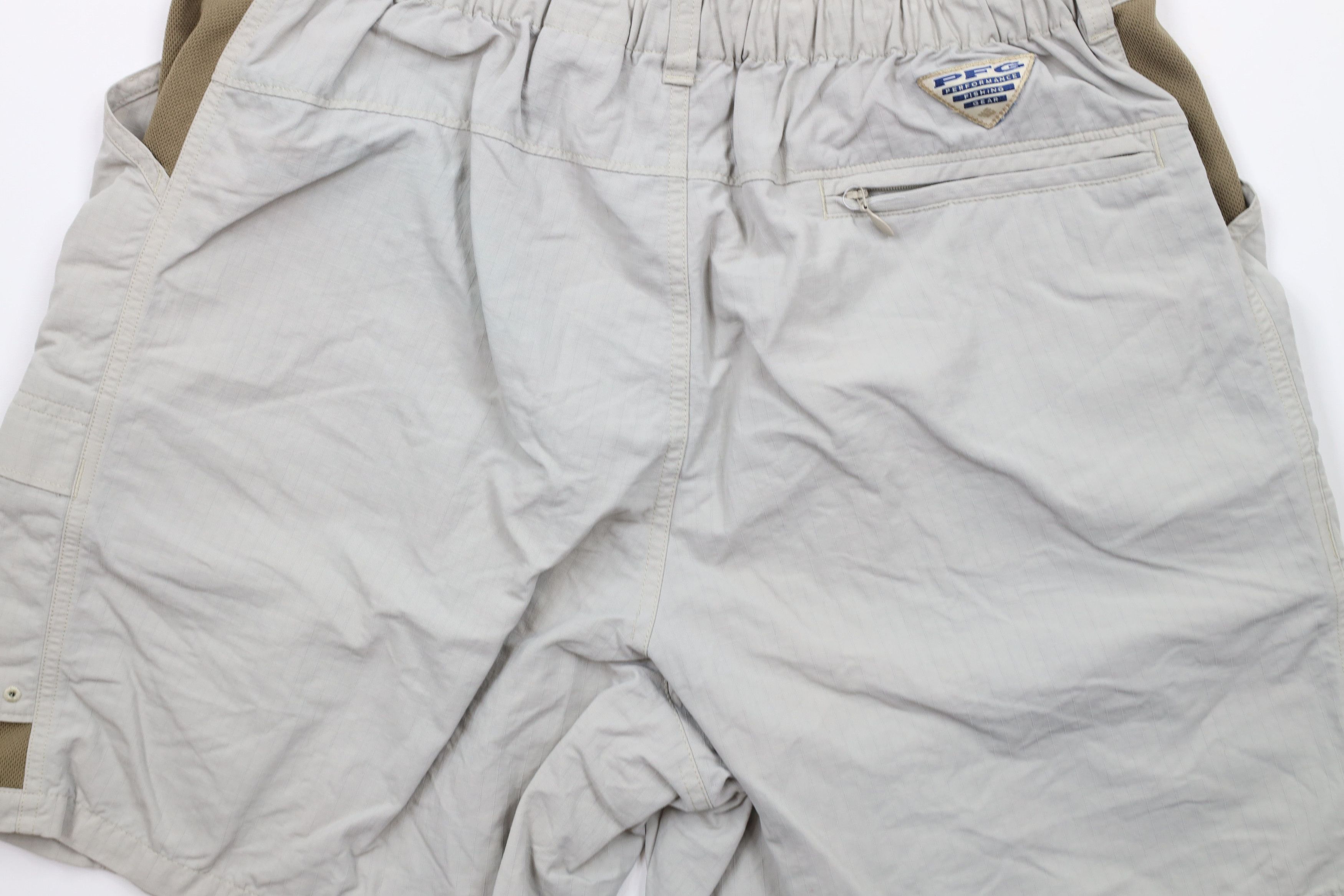 Columbia × Vintage Vintage 90s Columbia Above Knee Ripstop Cargo Shorts Beige Size US 34 / EU 50 - 11 Thumbnail