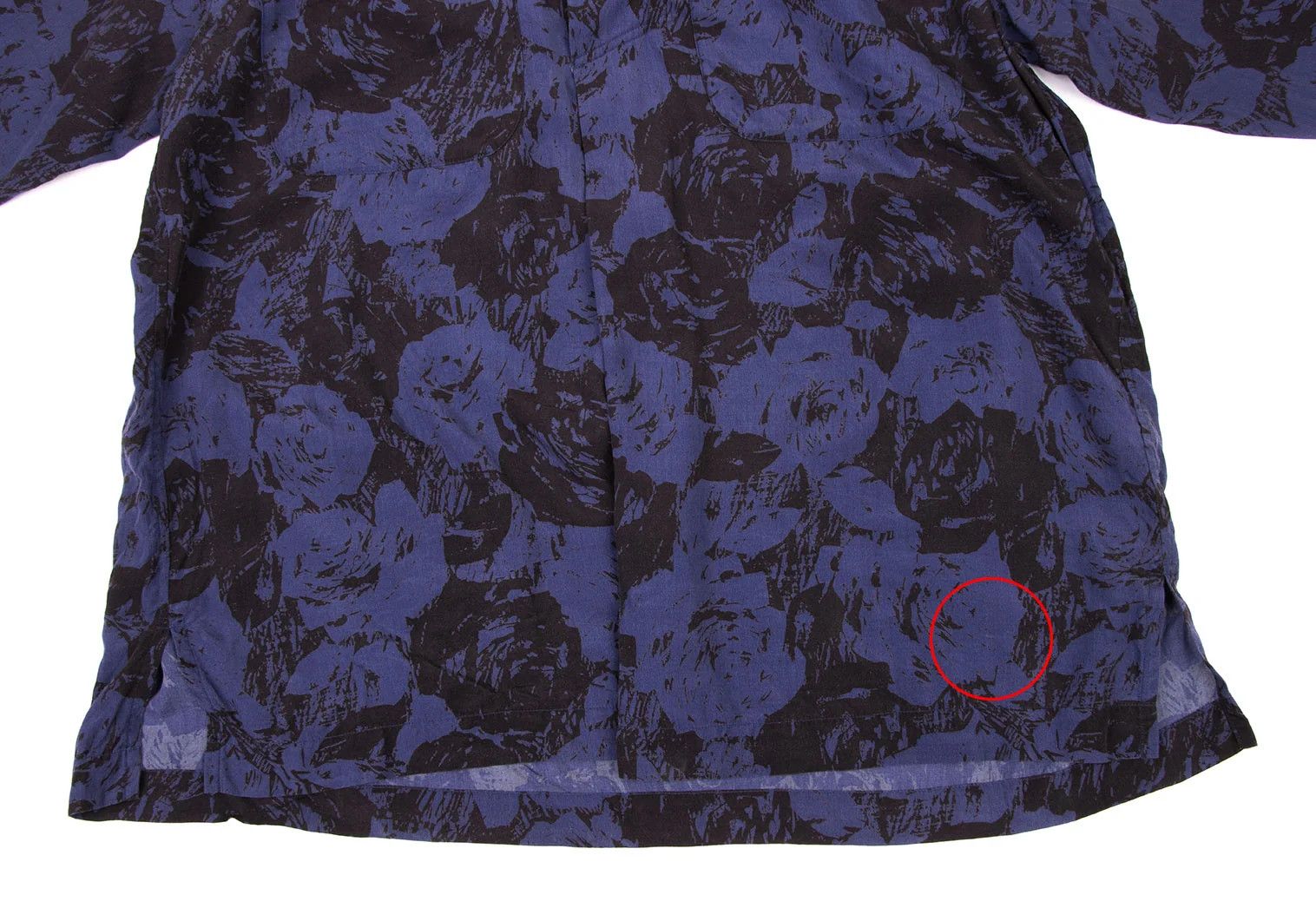 Issey Miyake Rayon Patterned Pullover Shirt in Blue and Black, Size M Size US M / EU 48-50 / 2 - 10 Thumbnail