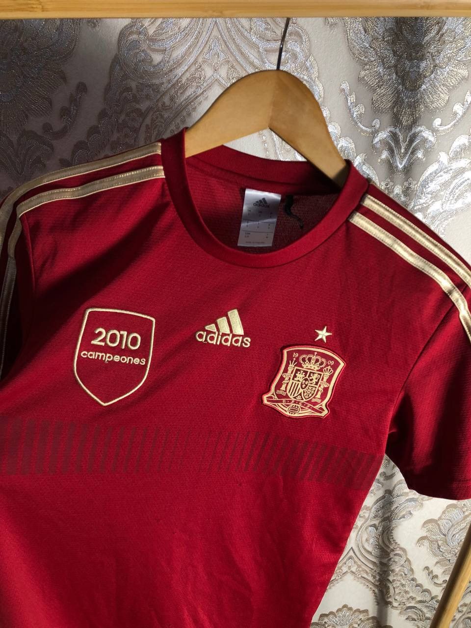 Adidas VINTAGE ADIDAS SPAIN RETRO SOCCER JERSEY MADRID BLOKE 90s Size US S / EU 44-46 / 1 - 2 Thumbnail
