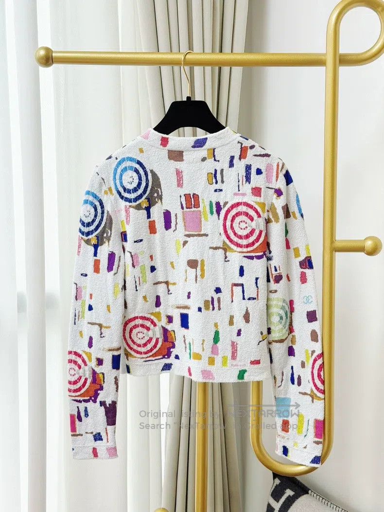 Chanel Chanel 19s beach series white background colour pattern lo Size XS / US 0-2 / IT 36-38 - 3 Thumbnail