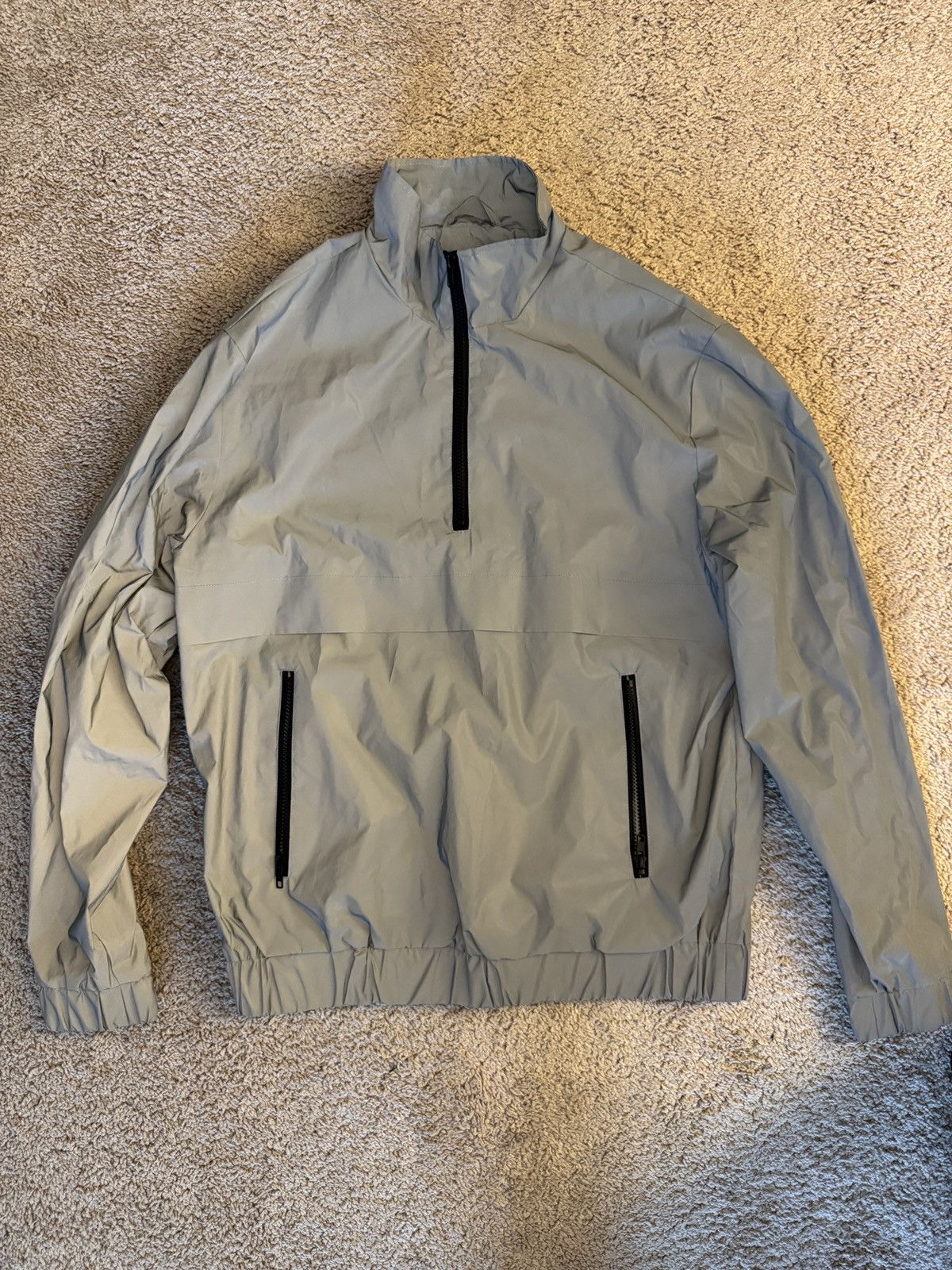 Forever 21 Forever 21 Grey reflective windbreaker Size US L / EU 52-54 / 3 - 1 Thumbnail