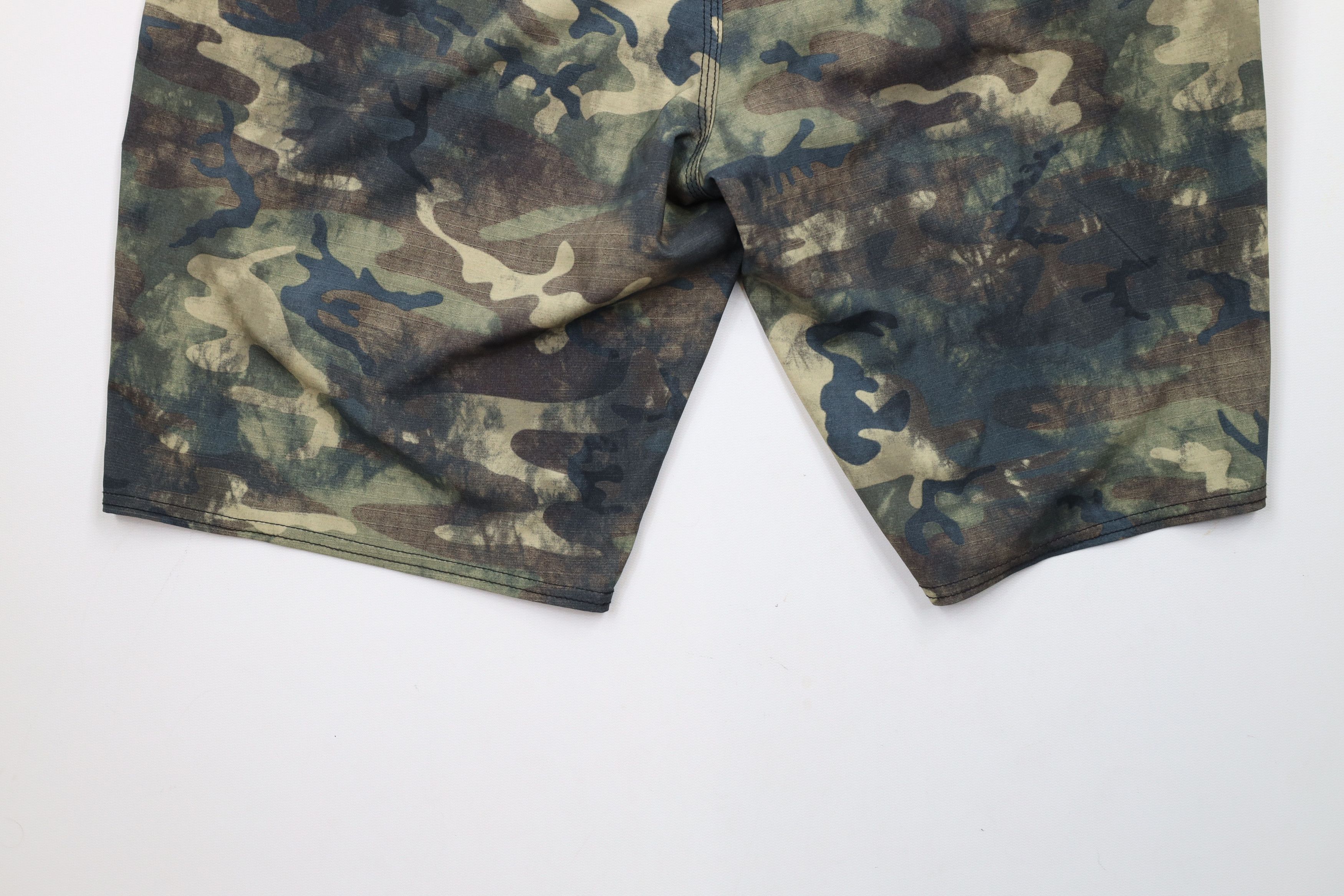 Vintage × Volcom Volcom Mod Tech Camouflage Board Swim Trunks Shorts Size US 31 - 12 Thumbnail