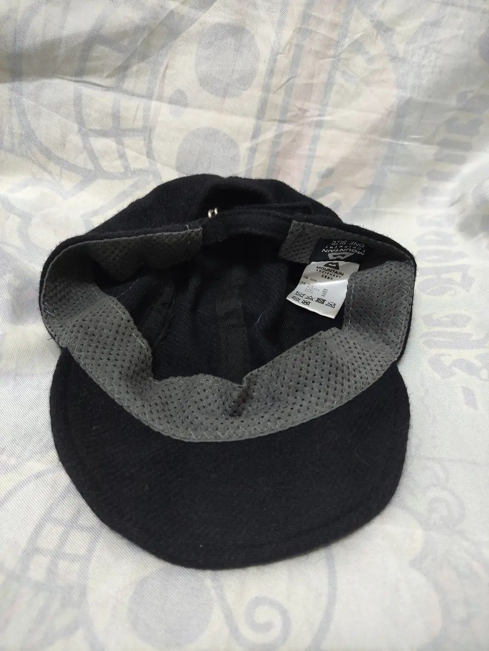 Mountain Equipment Company MOUNTAIN EQUIPMENT VINTAGE FOLDABLE/PACKABLE WOOL CAP Size ONE SIZE - 8 Thumbnail