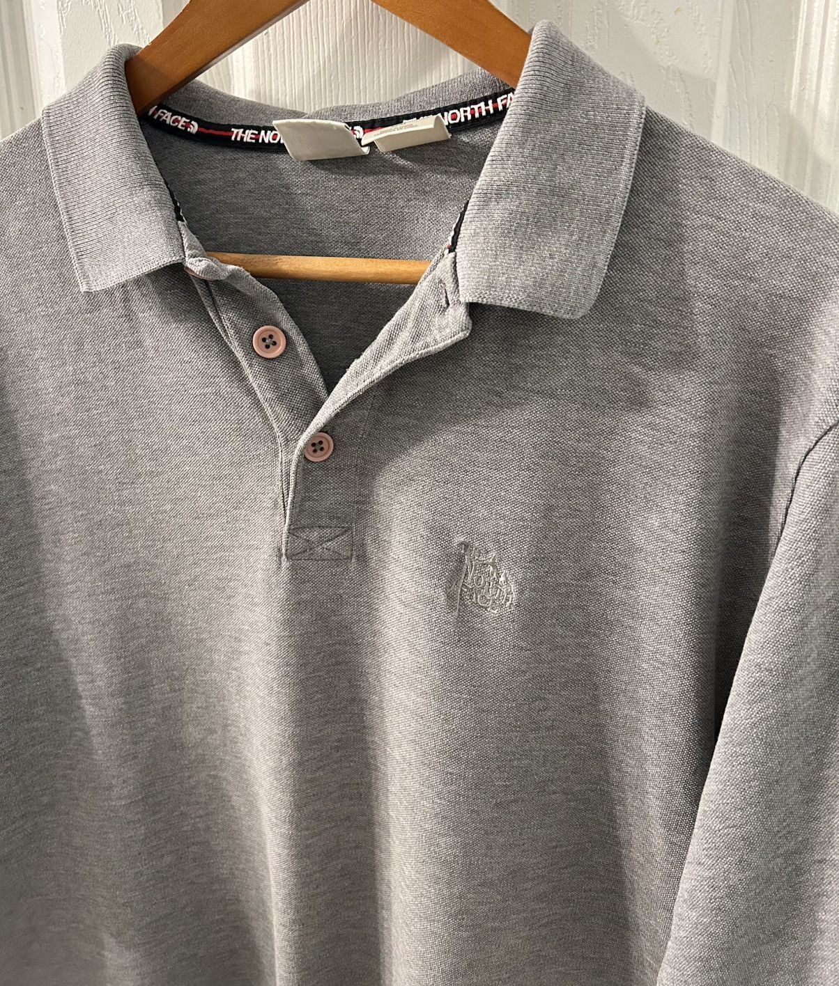The North Face VTG The North Face Mens Grey Polo Shirt - Size M Size US M / EU 48-50 / 2 - 4 Thumbnail