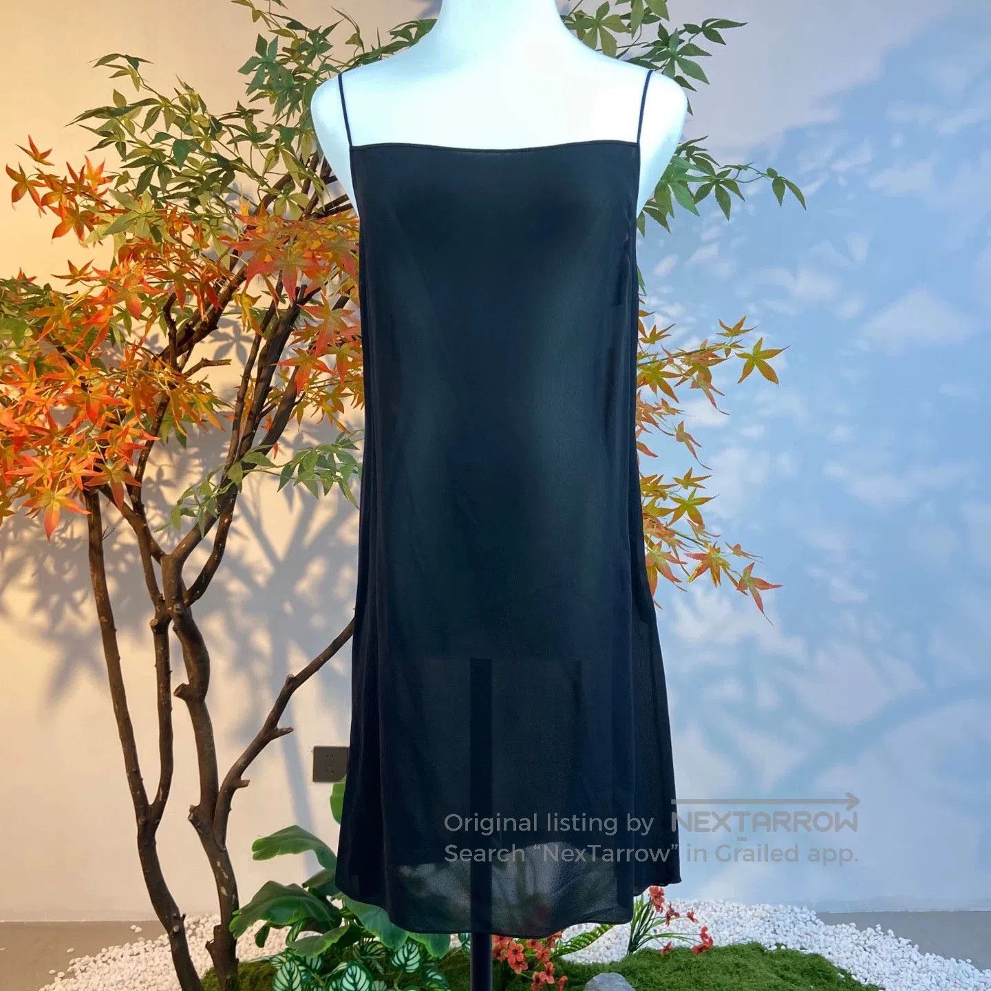 Dior black lace skirt by dior size 36. Size US 36 / EU 52 - 2 Thumbnail