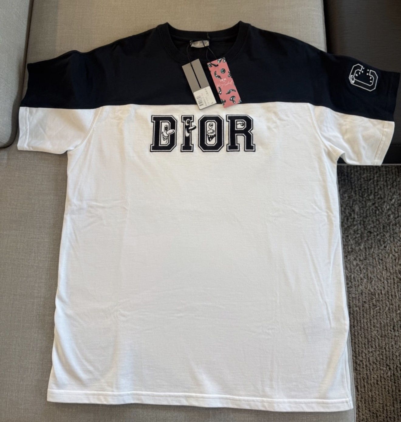 Dior Brand New Dior x Kenny Scharf Embroidered Logo T-Shirt Size US XL / EU 56 / 4 - 3 Thumbnail