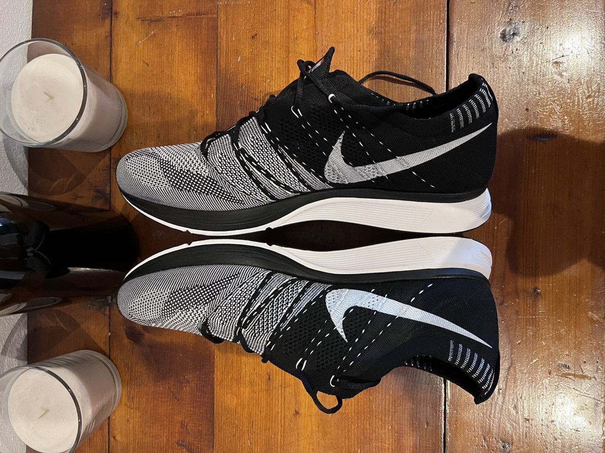 Nike DEADSTOCK Nike Flyknit Trainer black/white US 12.5 Size US 12.5 / EU 45-46 - 4 Thumbnail