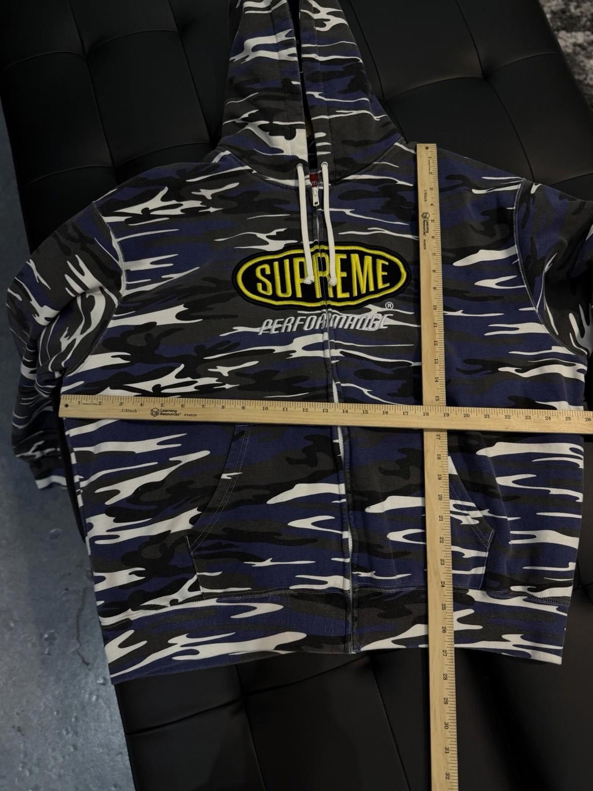 Supreme Supreme Performance Zip Up Hooded Sweatshirt Blue Camo (XL) Size US XL / EU 56 / 4 - 9 Thumbnail