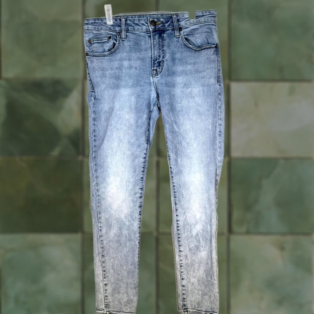 American Eagle Outfitters American Eagle Men’s Skinny Leg Jeans 32×32 Blue Denim Stretch Excellent Size US 32 / EU 48 - 1 Thumbnail