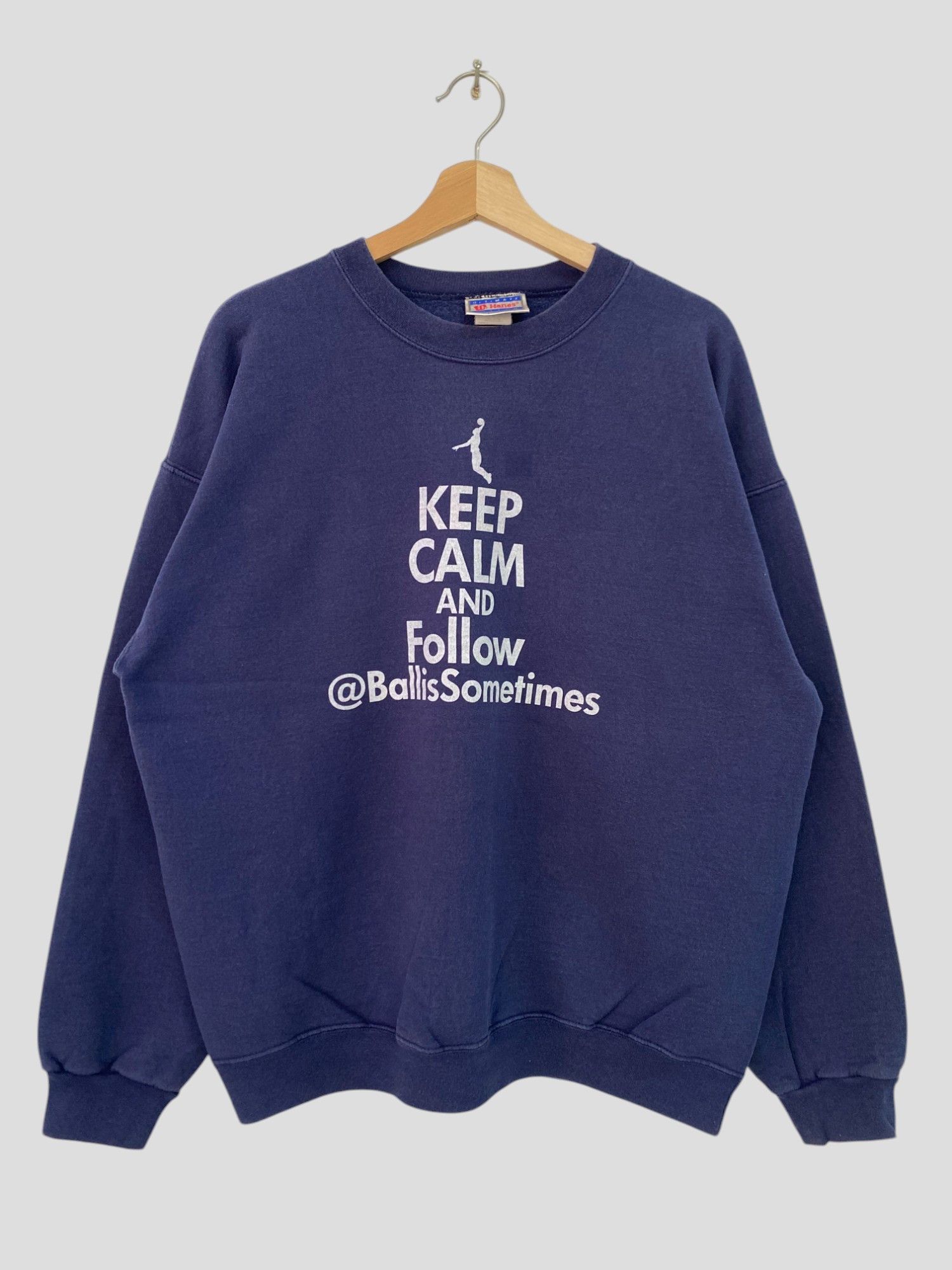 Hanes × Vintage Vintage Keep Calm & Follow Sweatshirt Large Size Navy Blue Size US L / EU 52-54 / 3 - 1 Thumbnail