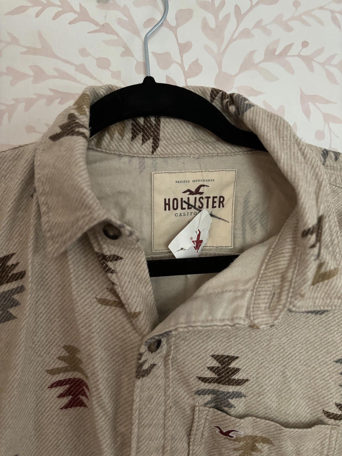 Hollister NWT Hollister Men’s Casual Printed Button-Up Shirt - M MED Size US M / EU 48-50 / 2 - 2 Thumbnail