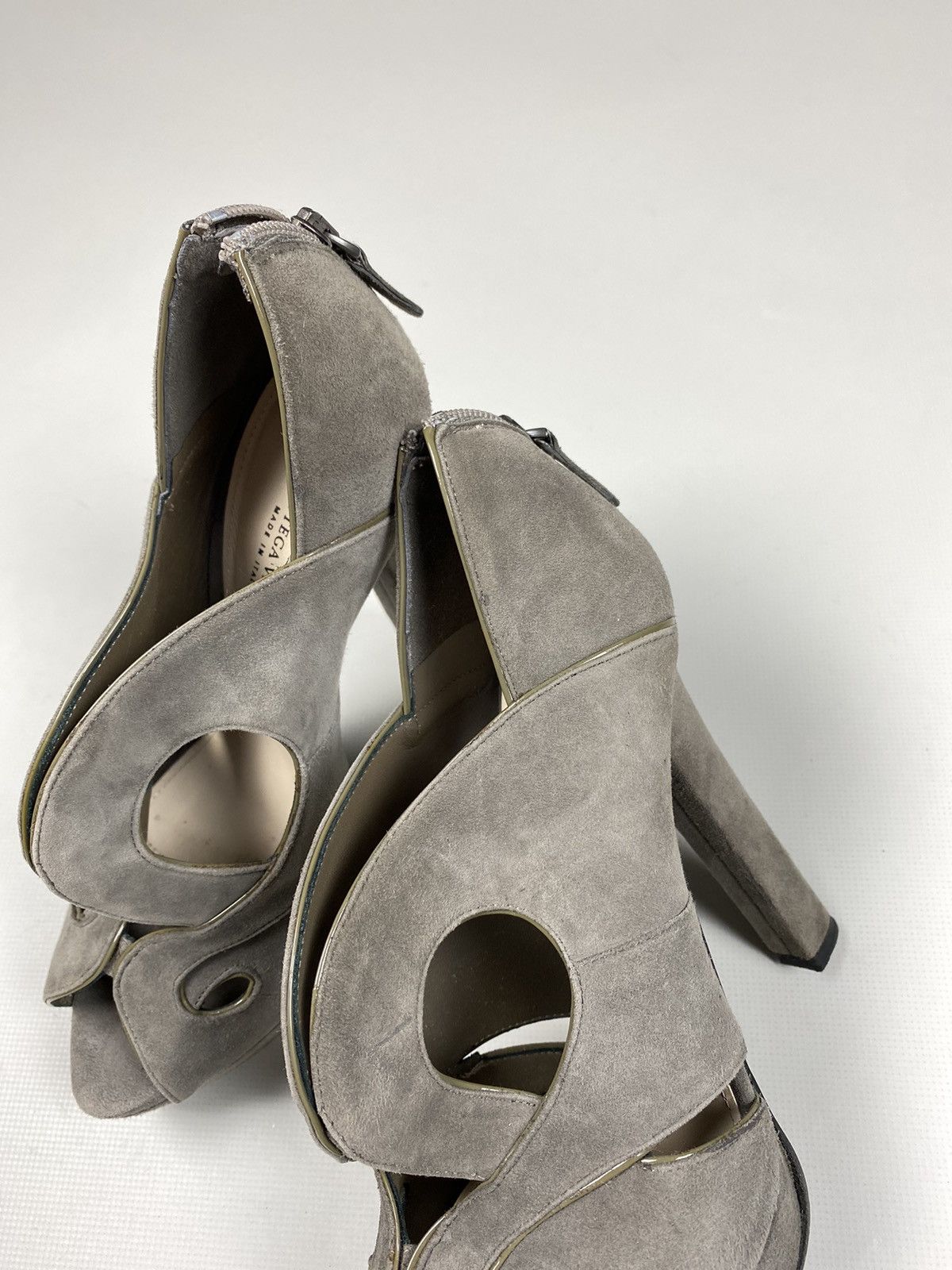 Bottega Veneta Bottega Veneta ladies suede heels shoes size 37 / US 7 Size US 7 / IT 37 - 18 Thumbnail