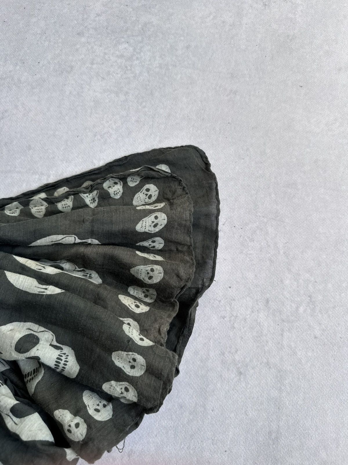 Other Vintage Alexandro McQueen Style Skull Overprint Distressed Size ONE SIZE - 4 Thumbnail