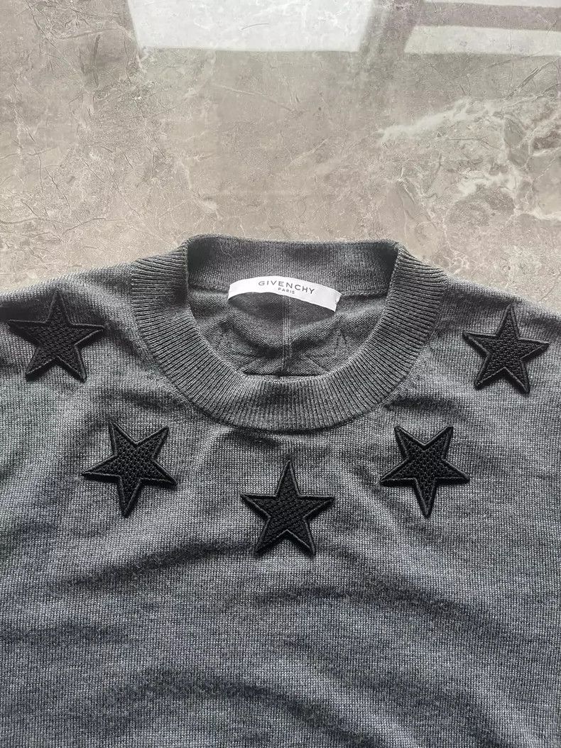 Givenchy Givenchy Men's Star Patch, Double Embroidery on Arm, Black Size US L / EU 52-54 / 3 - 2 Thumbnail