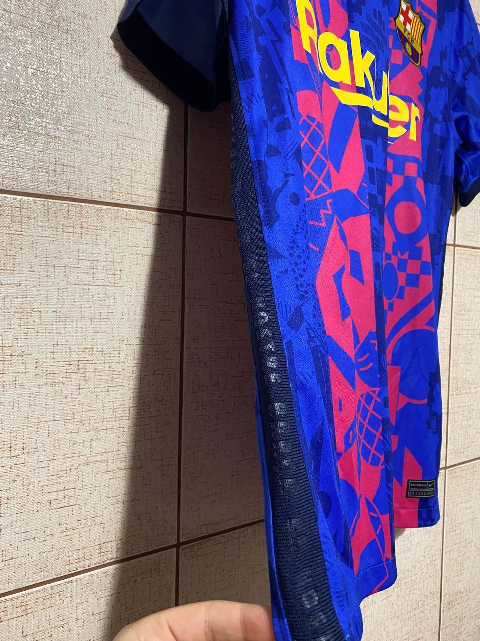 FC Barcelona 2021/22 Special Edition Jersey – De Jong 21