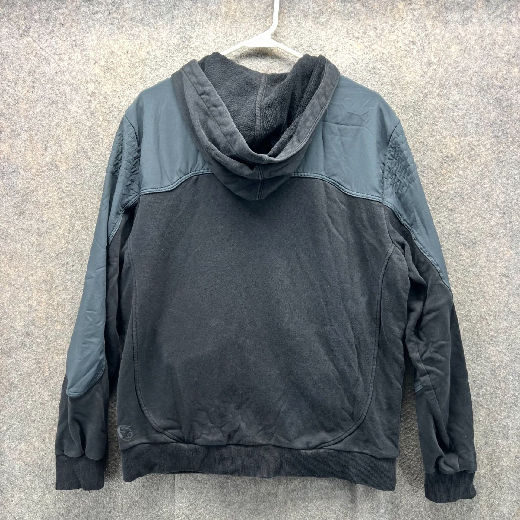 Puma VINTAGE PUMA Hoodie Jacket Men Large Black Gray Full Zip Hooded Athletic Sport Lifestyle Shirt Size US L / EU 52-54 / 3 - 3 Thumbnail