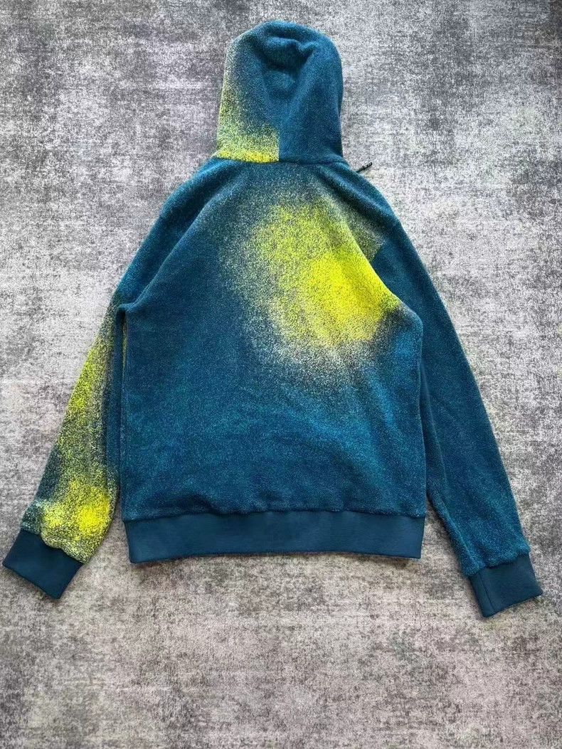 Louis Vuitton Louis Vuitton Blue gradient polar fleece jacket Size US XL / EU 56 / 4 - 2 Thumbnail