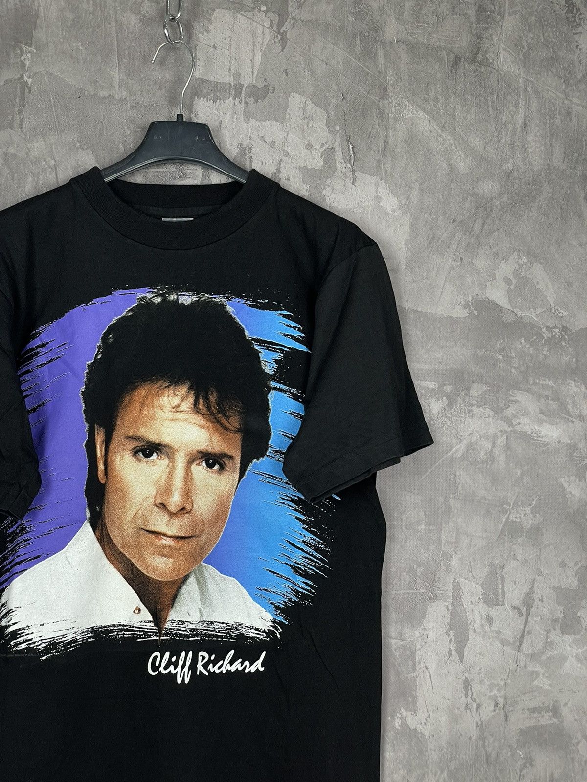 Band Tees × Vintage Cliff Richard Access All Areas Tour TShirt 90s Pop Rock Roll Size US M / EU 48-50 / 2 - 5 Thumbnail