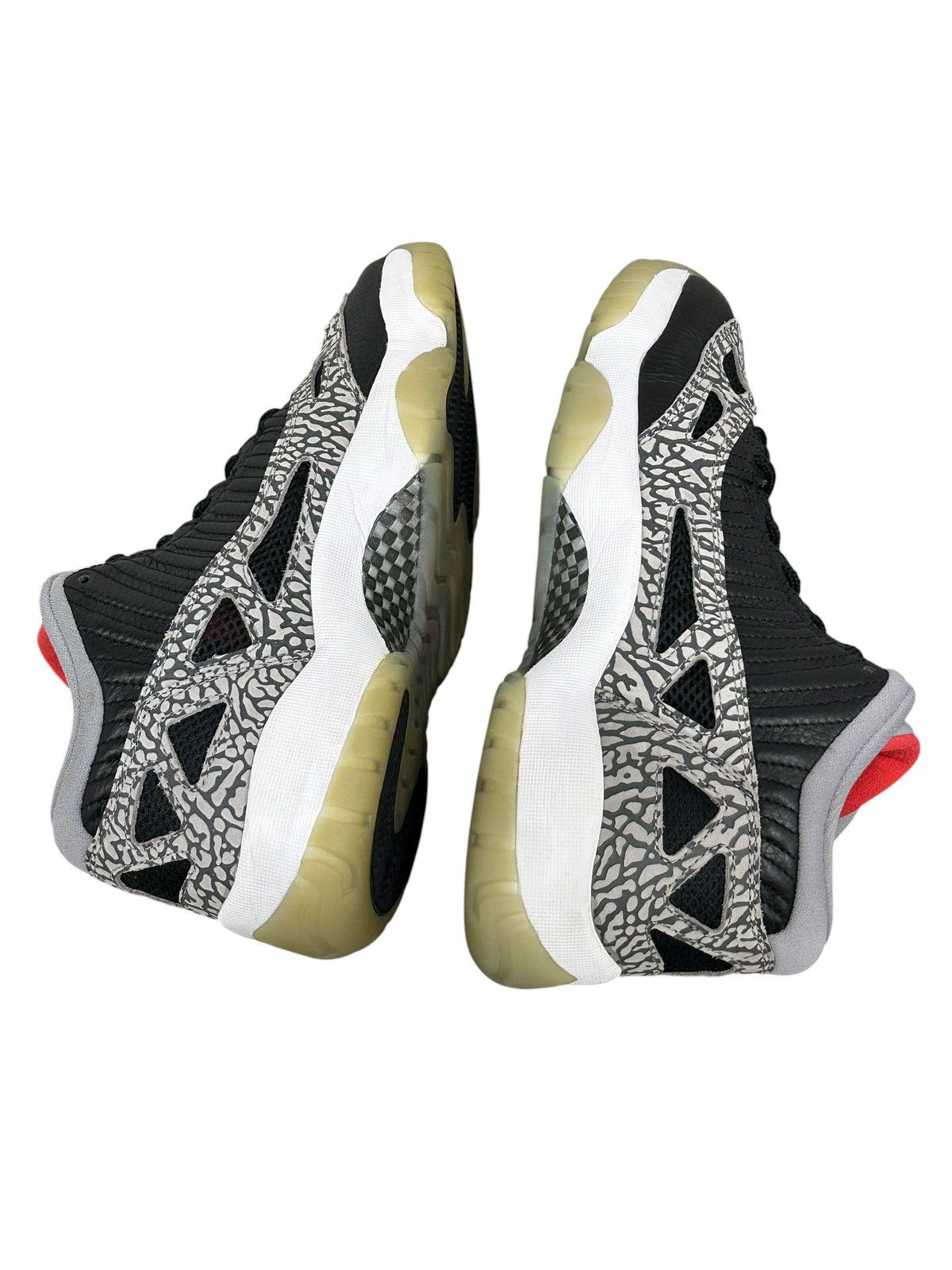 Jordan Brand Air Jordan 11 Retro IE Low Black Cement Size 9 Size US 9 / EU 42 - 5 Thumbnail
