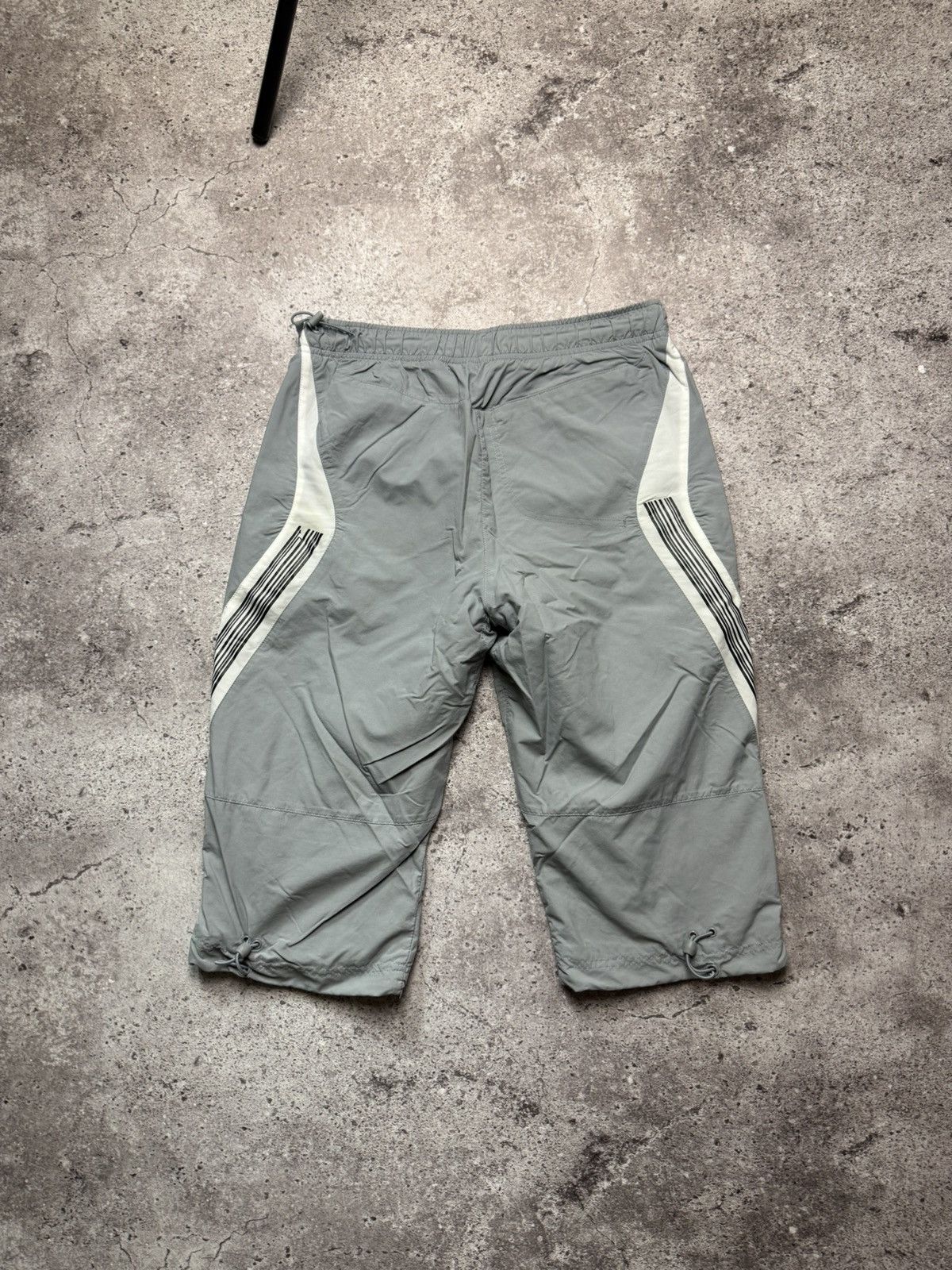 Nike × Vintage Vintage Nike 1/3 shorts hype nylon 90s Y2K Size US 32 / EU 48 - 3 Thumbnail