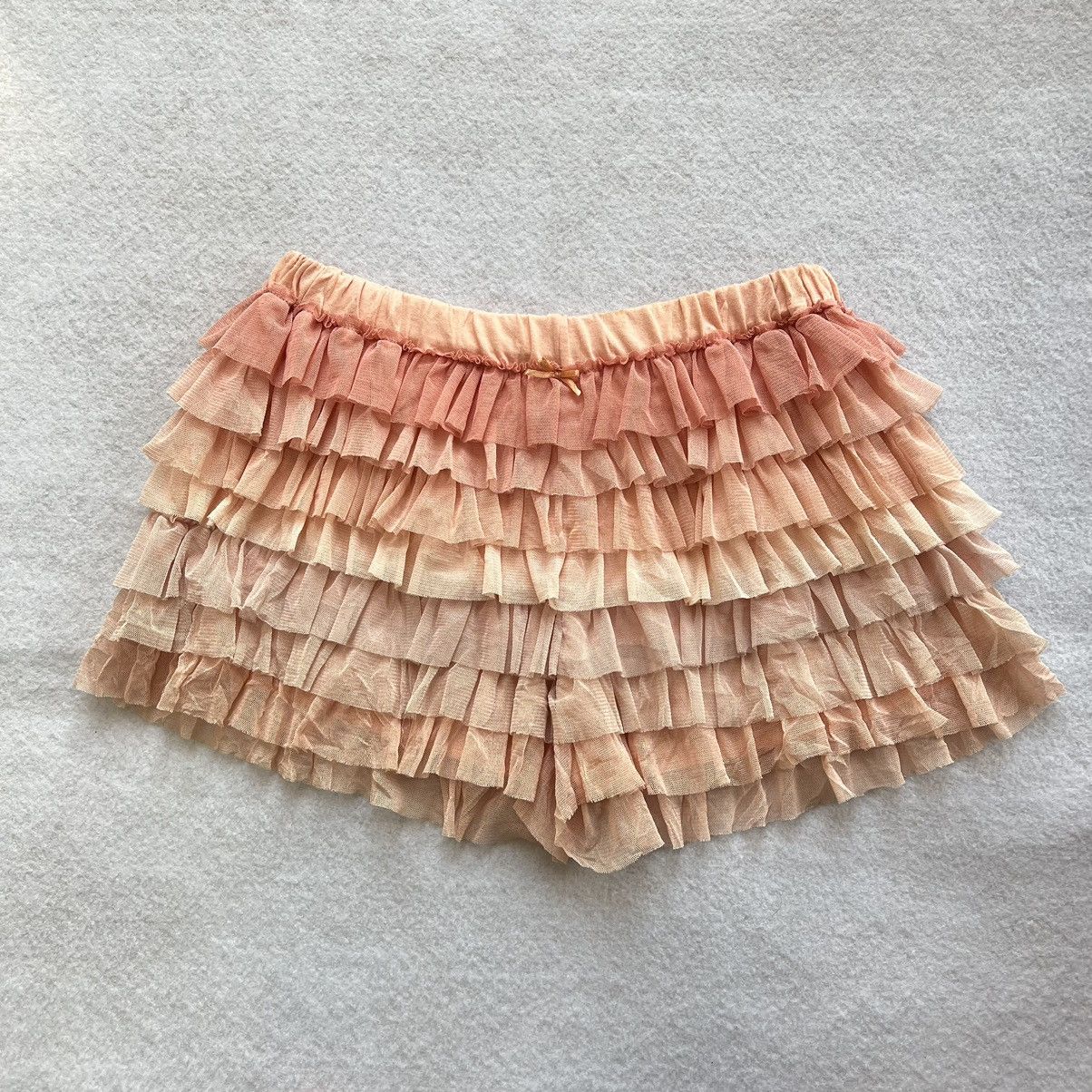 Japanese Brand Ruffled Mini Skirt Size 26" / US 2 / IT 38 - 1 Thumbnail