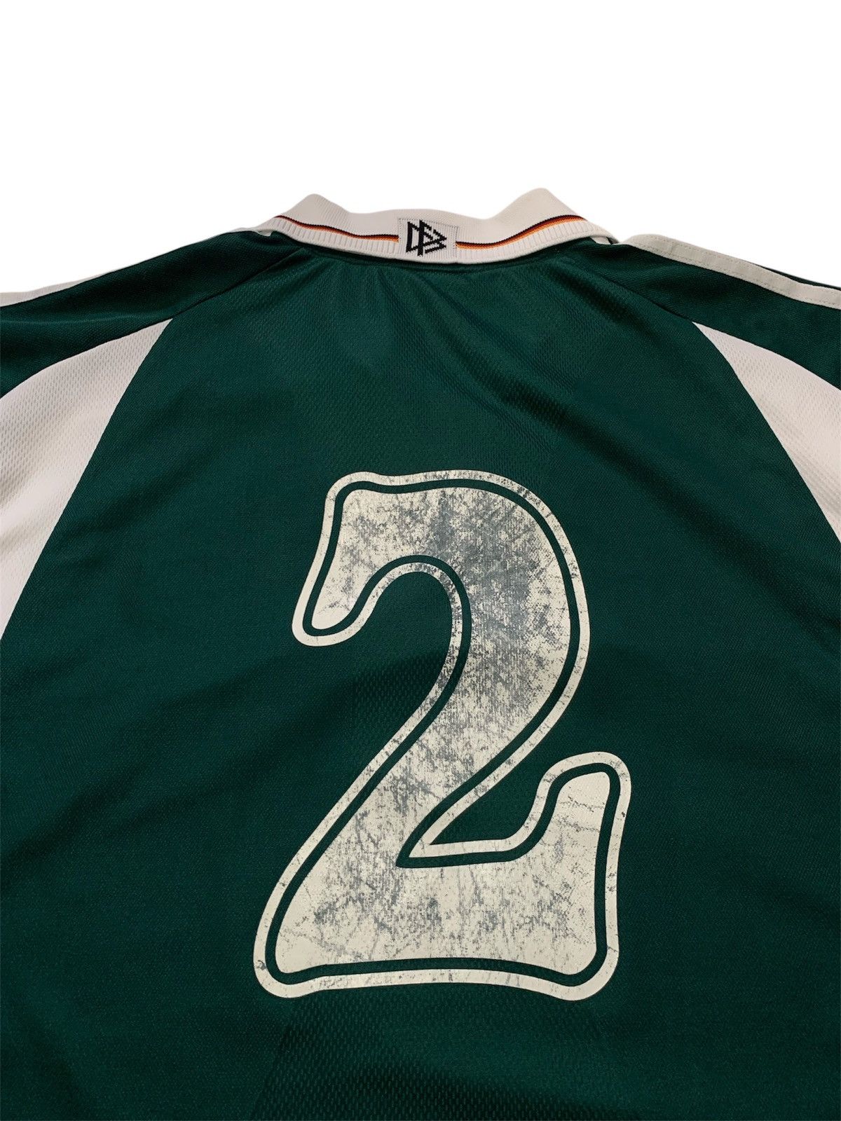 Adidas Vintage 2000-02 Germany Away Jersey Size US L / EU 52-54 / 3 - 4 Thumbnail