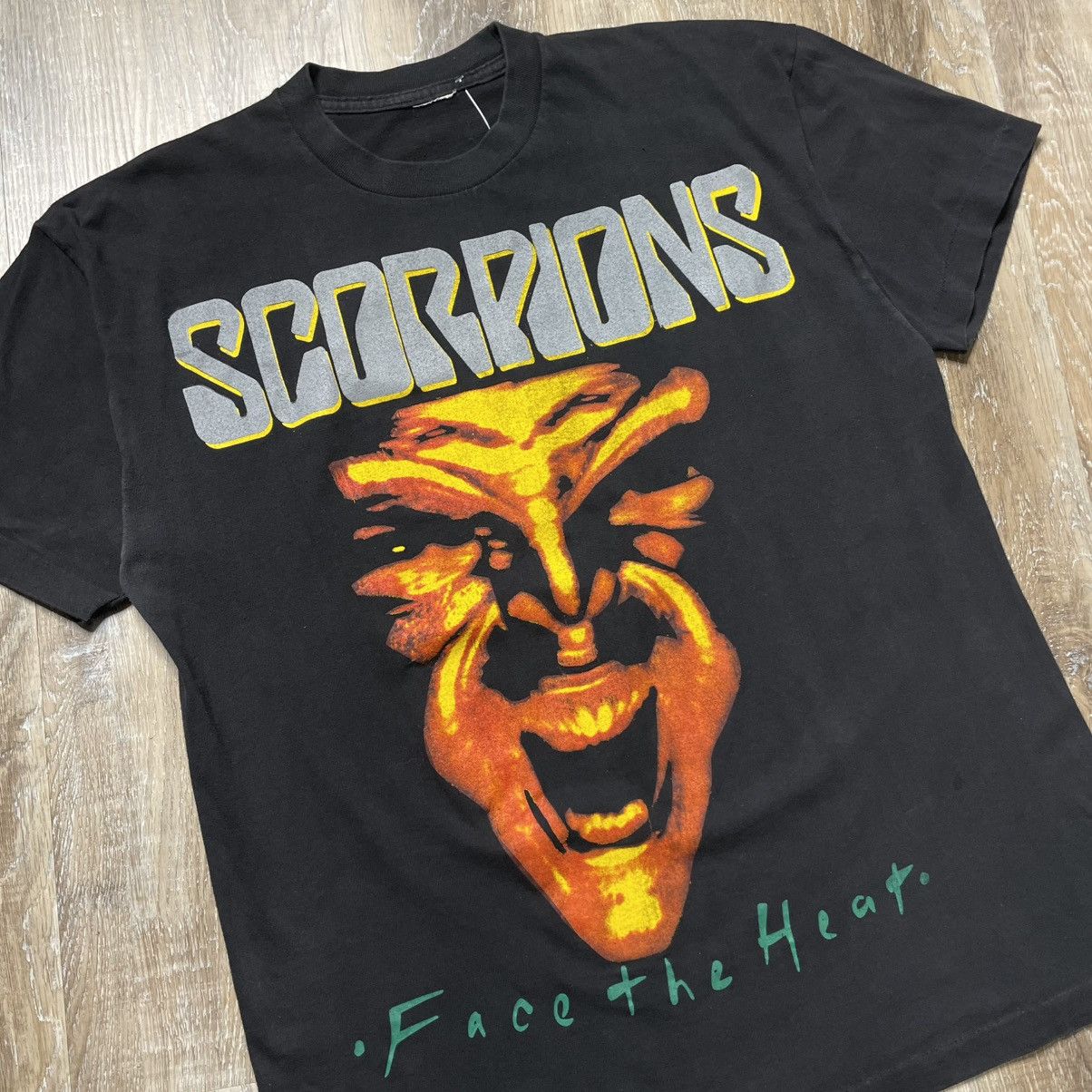 Band Tees 1993 Scorpions Feel Burn Vintage Band Tee Shirt Mens Large Size US L / EU 52-54 / 3 - 3 Thumbnail