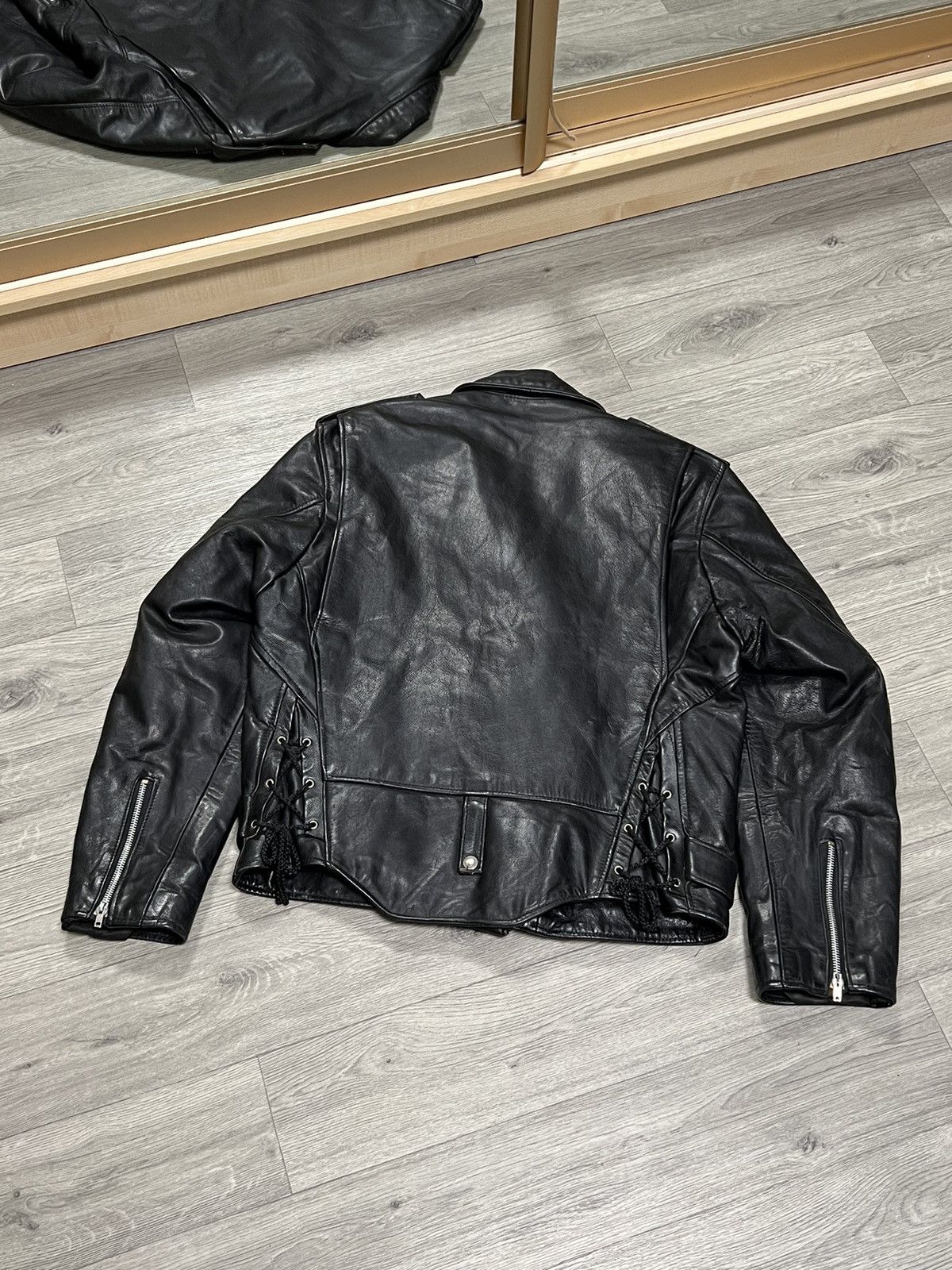 Vintage Vintage men’s leather motorcycle jacket Size US L / EU 52-54 / 3 - 7 Thumbnail